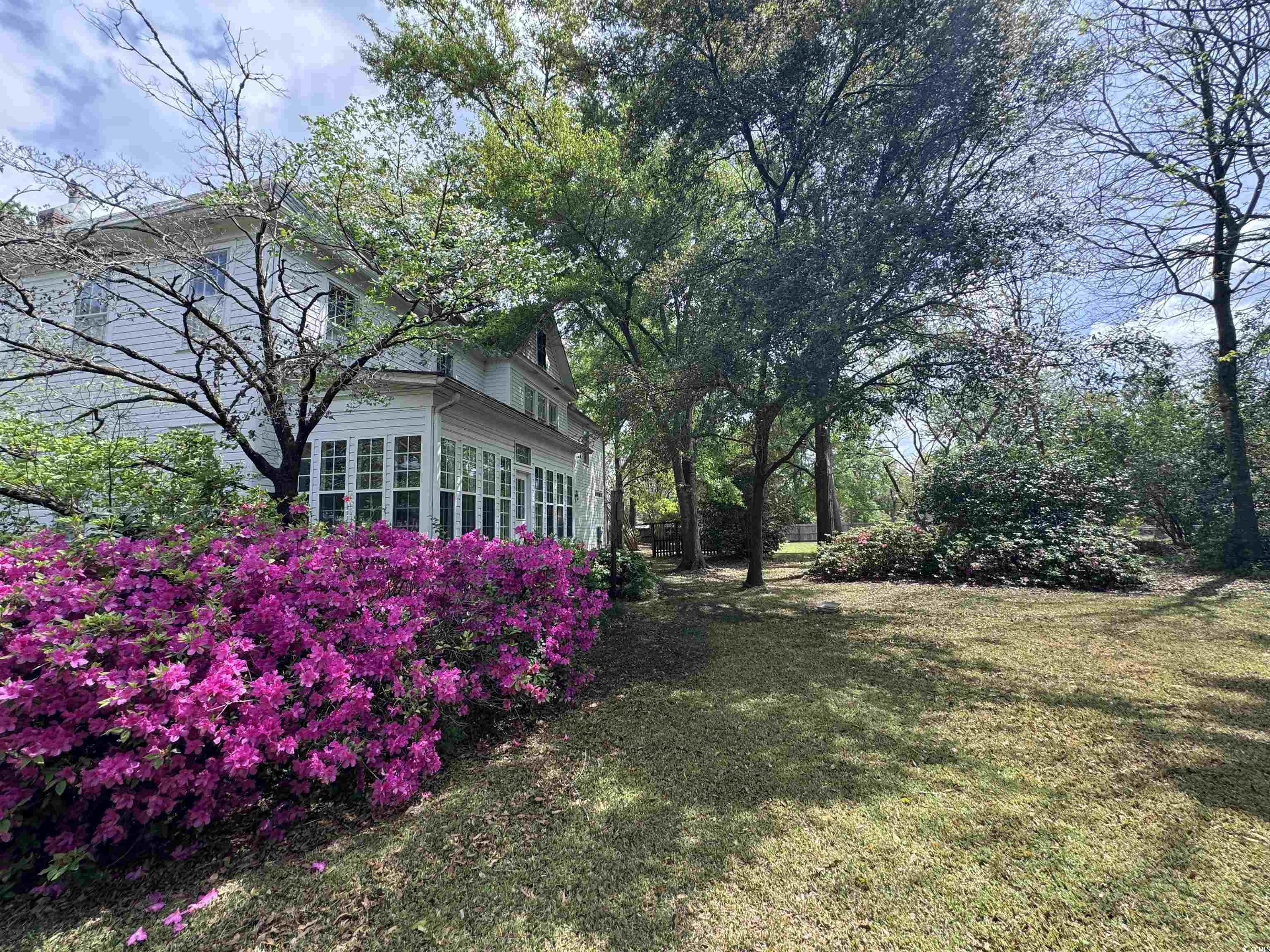 5 S Rosemary Ave. Property Photo 8