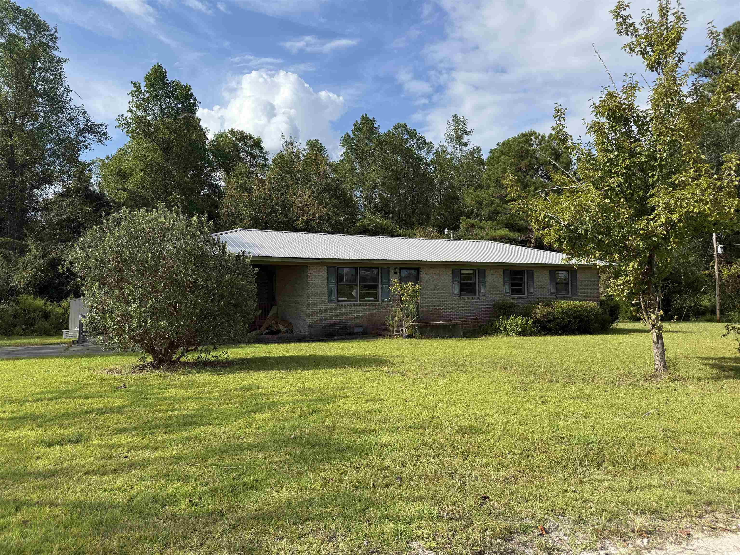 2336 Macedonia Dr. Property Photo 3