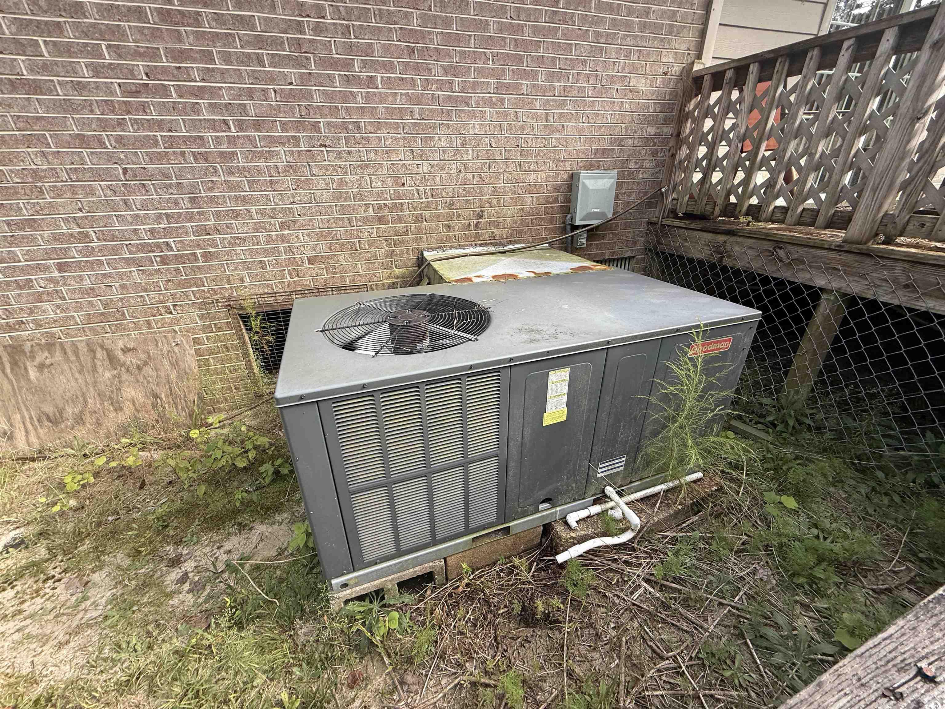 2336 Macedonia Dr. Property Photo 7