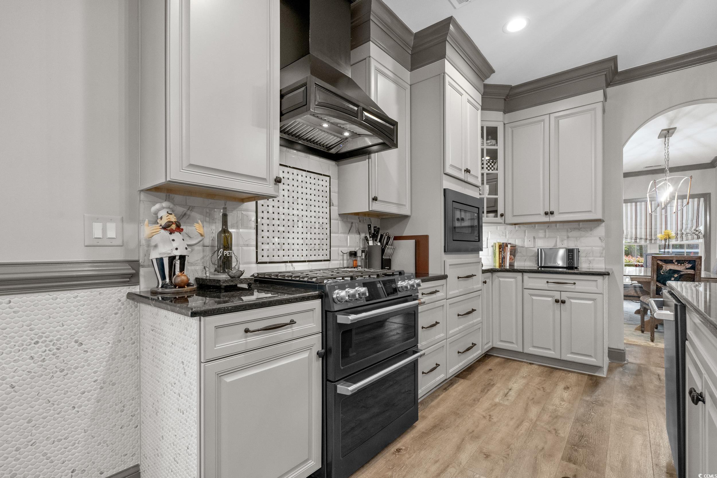 4333 Hunters Wood Dr. Property Photo 16