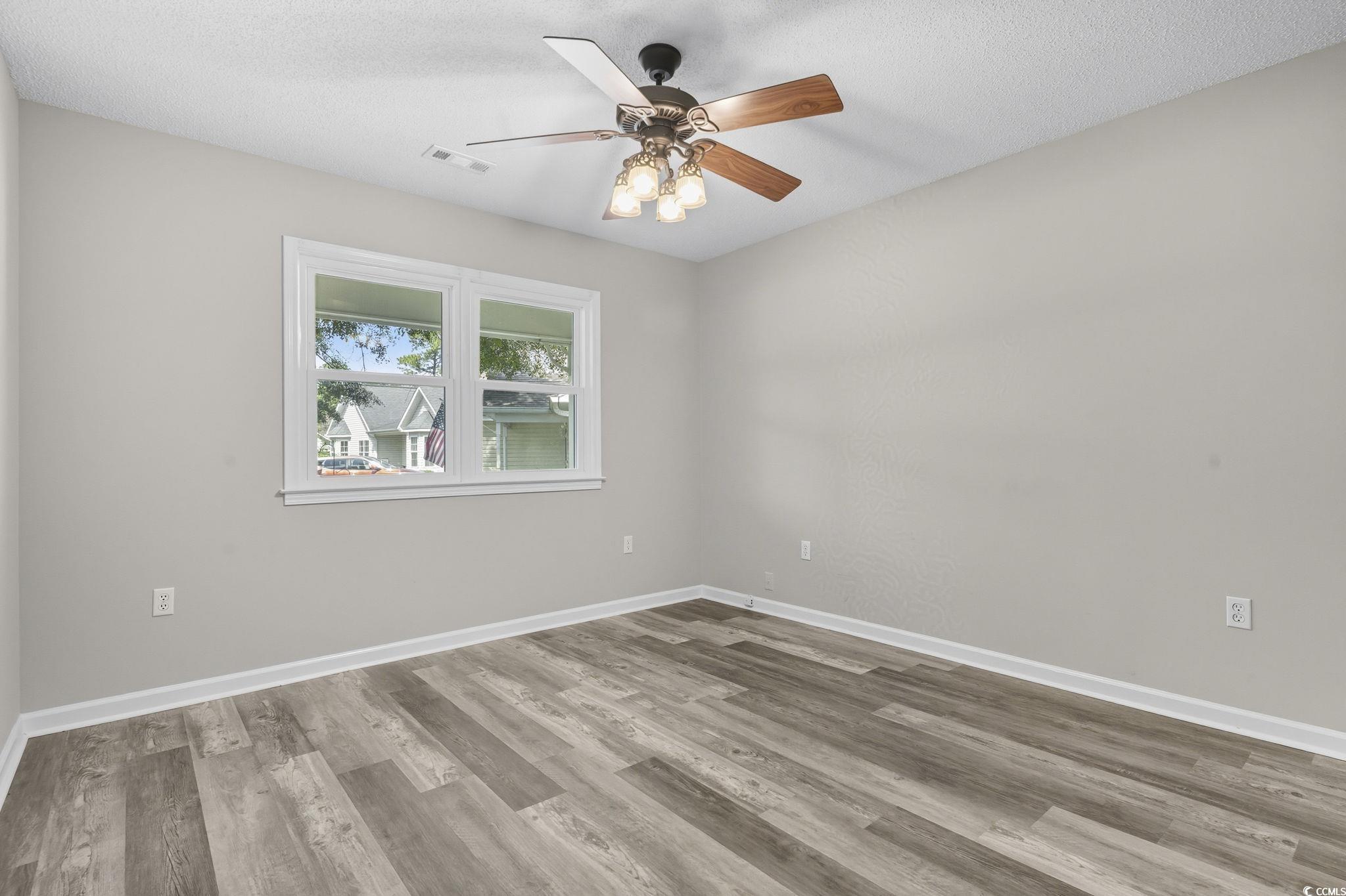 104 Sprucewood Ct. Property Photo 27