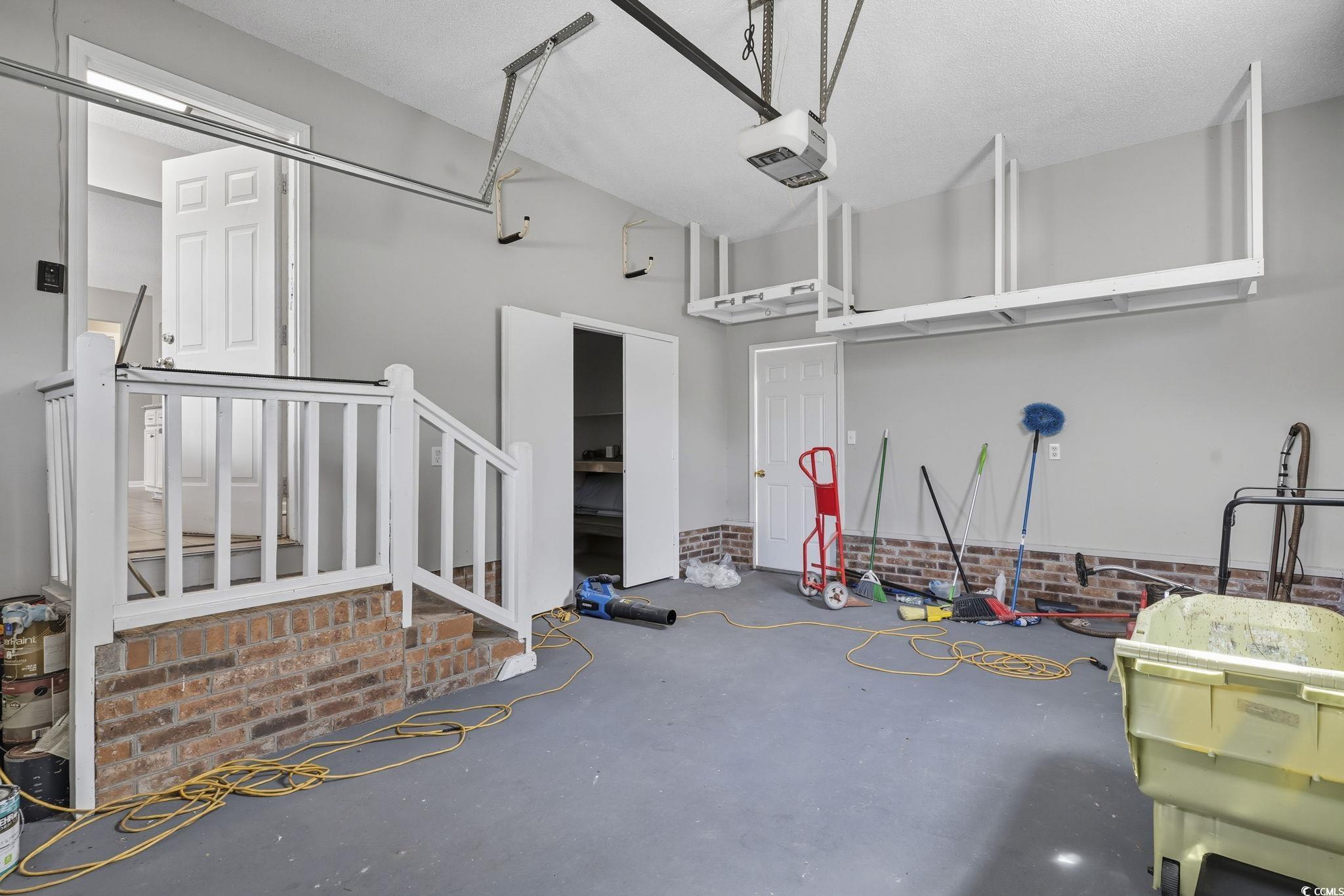 104 Sprucewood Ct. Property Photo 30