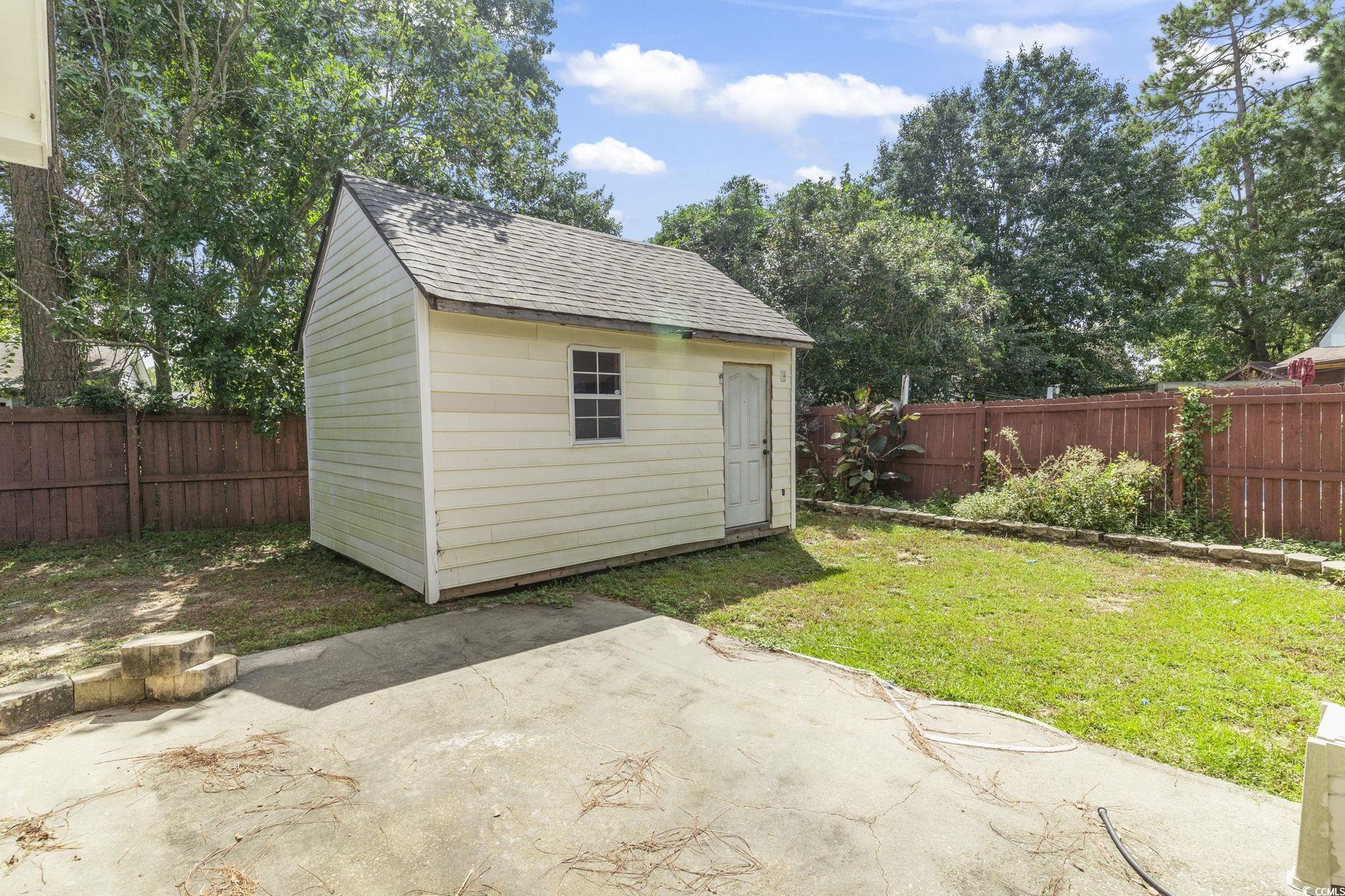 104 Sprucewood Ct. Property Photo 32