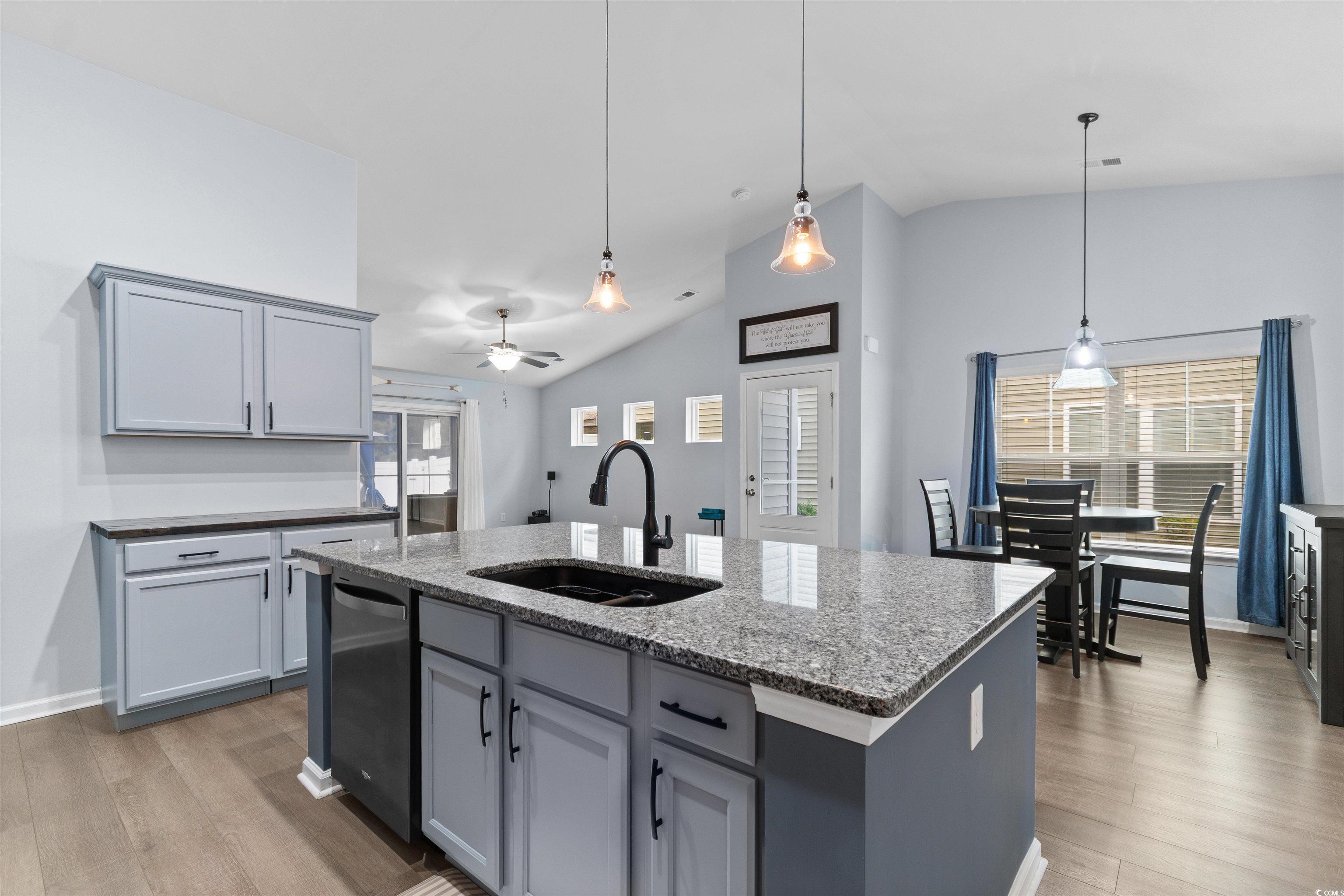 4380 Livorn Loop Property Photo 4