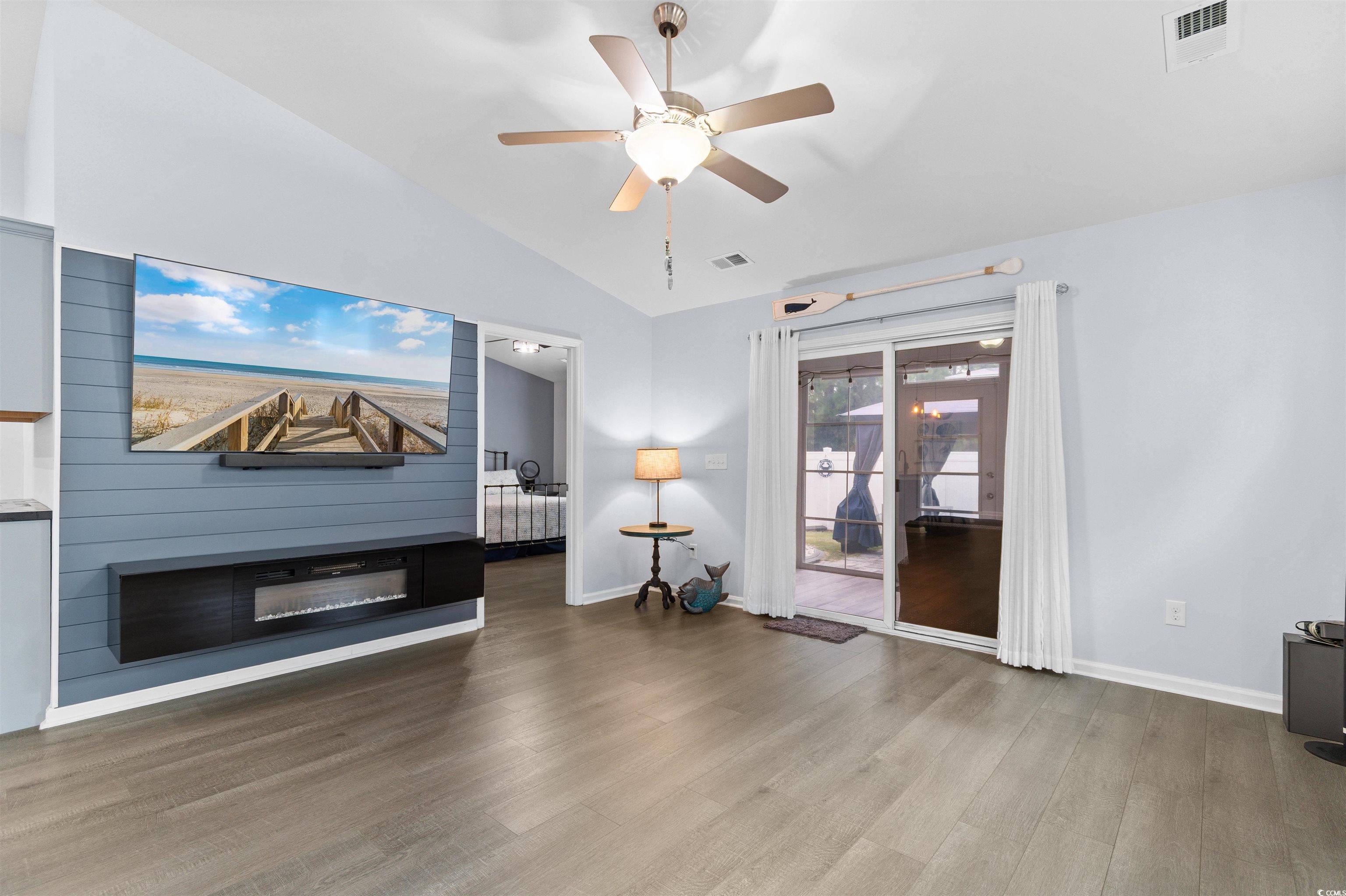 4380 Livorn Loop Property Photo 11