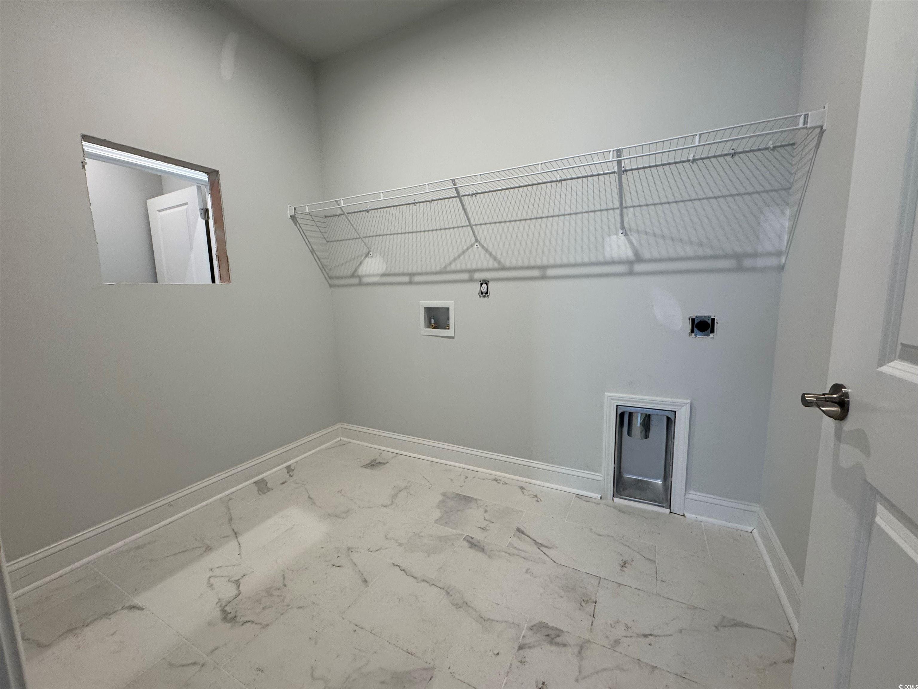 1217 Beeblossom Dr. Property Photo 4