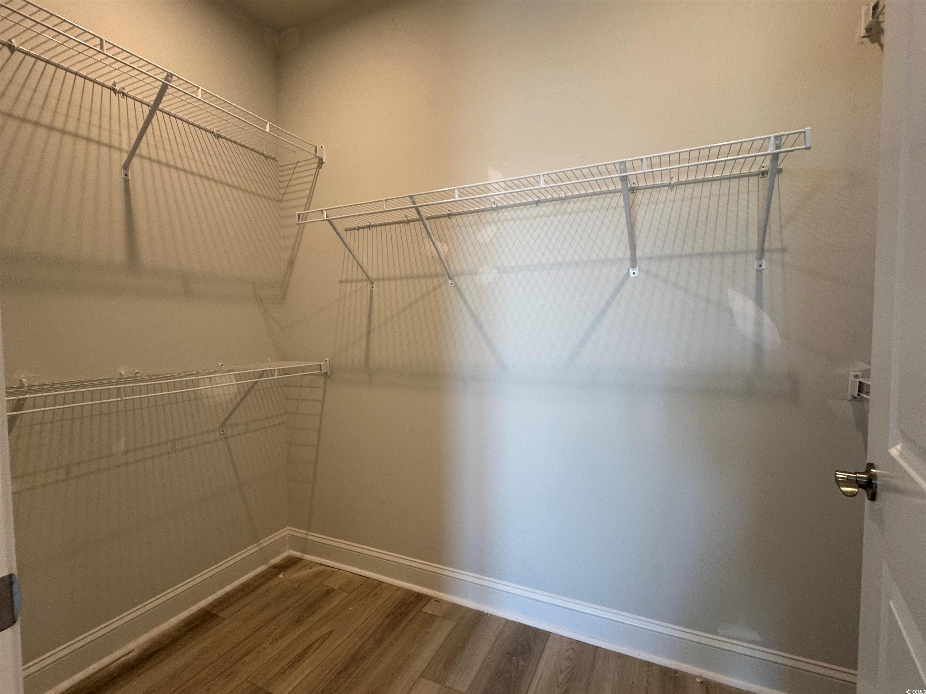 1217 Beeblossom Dr. Property Photo 17