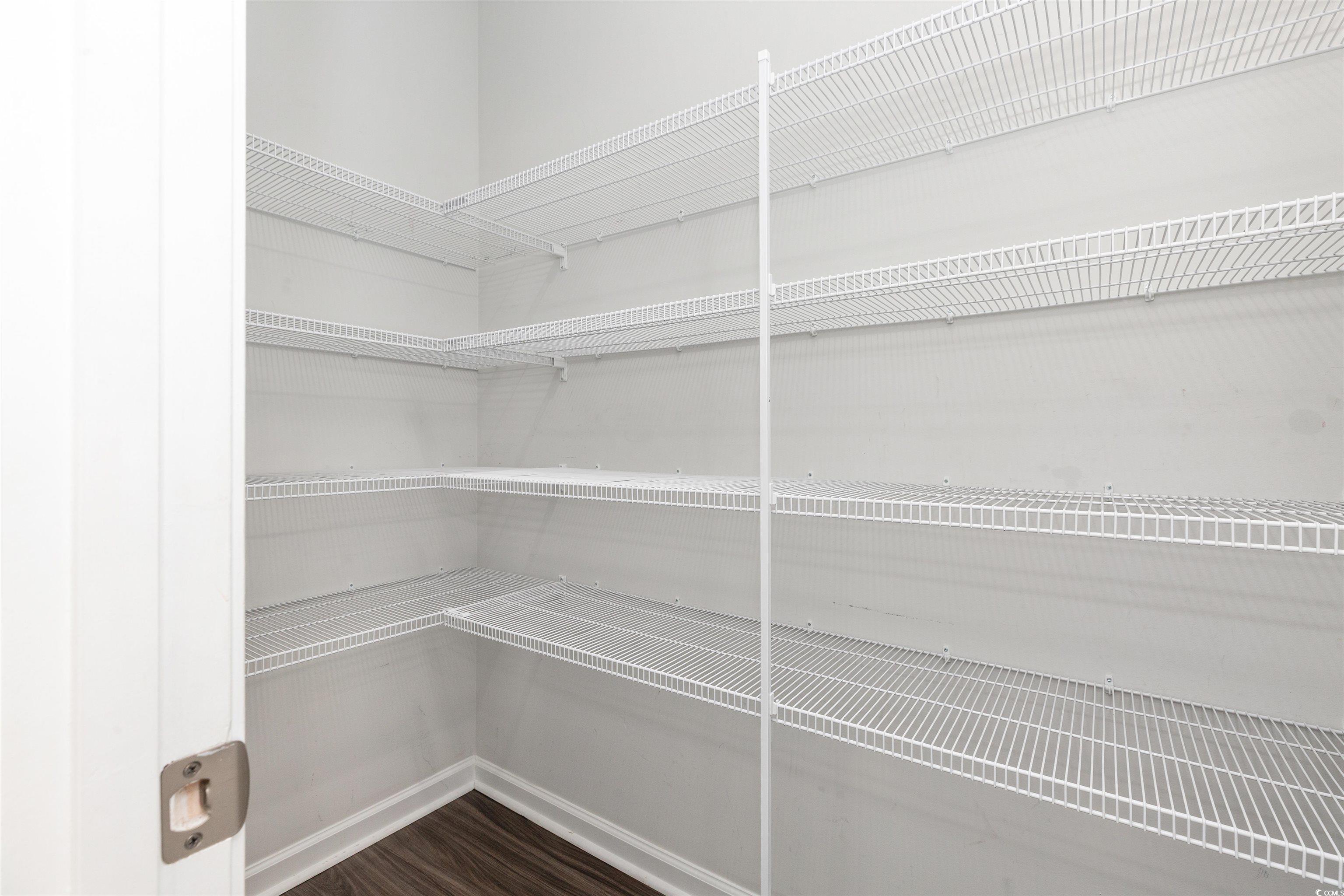 757 Lambeth Ln. Property Photo 11