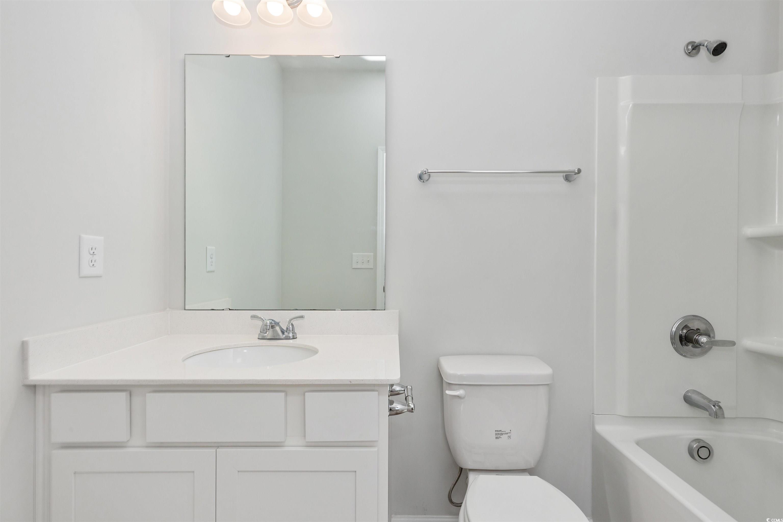 757 Lambeth Ln. Property Photo 17