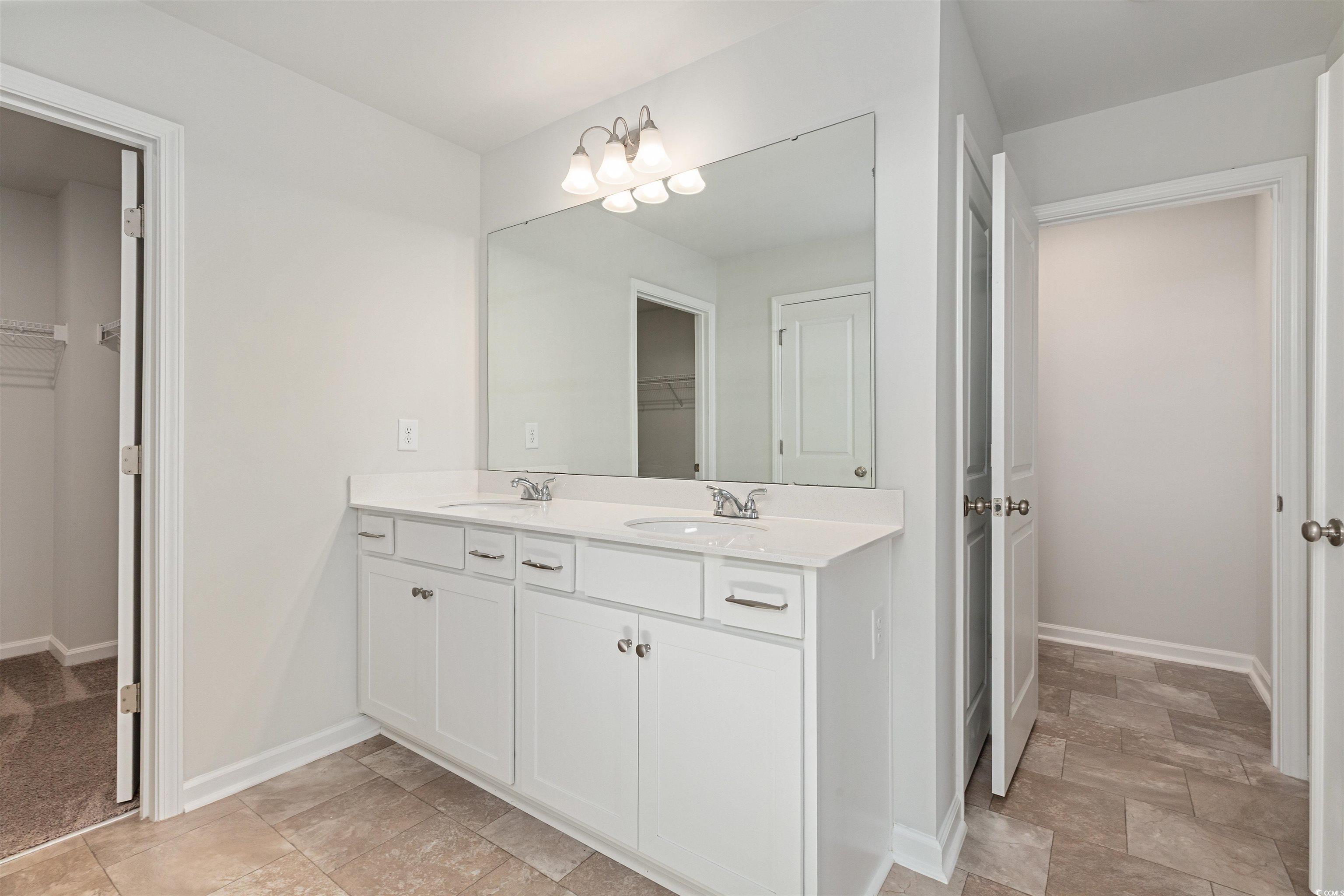 757 Lambeth Ln. Property Photo 24