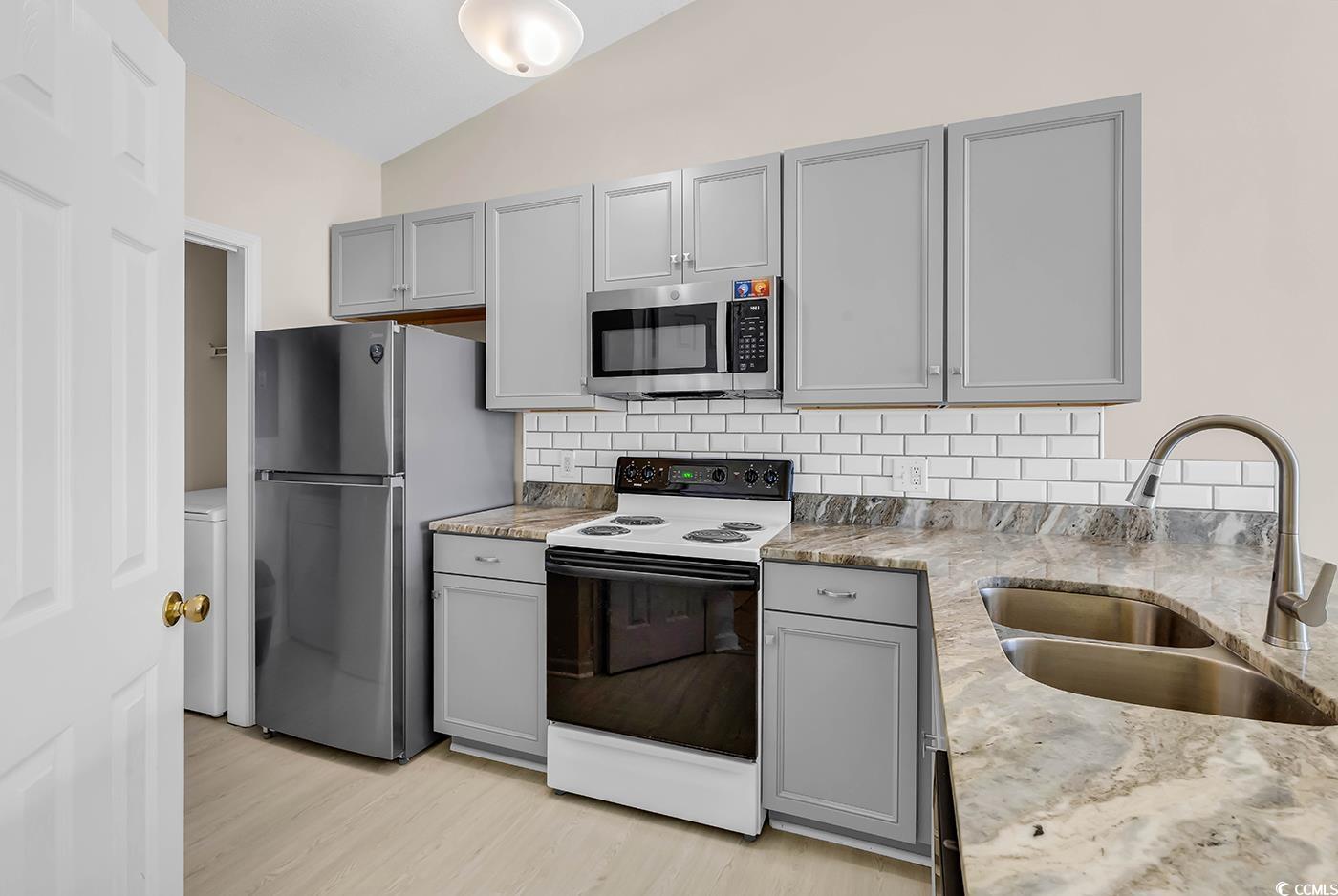 3690 Clay Pond Village Ln. Property Photo 5