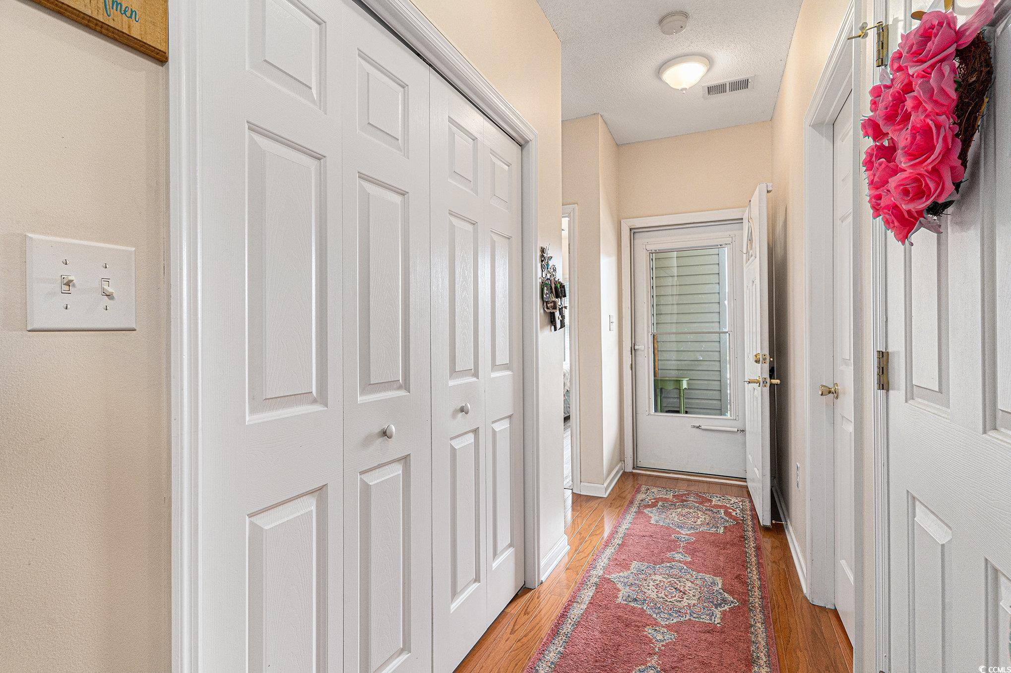 100 Lazy Willow Ln. Property Photo 5