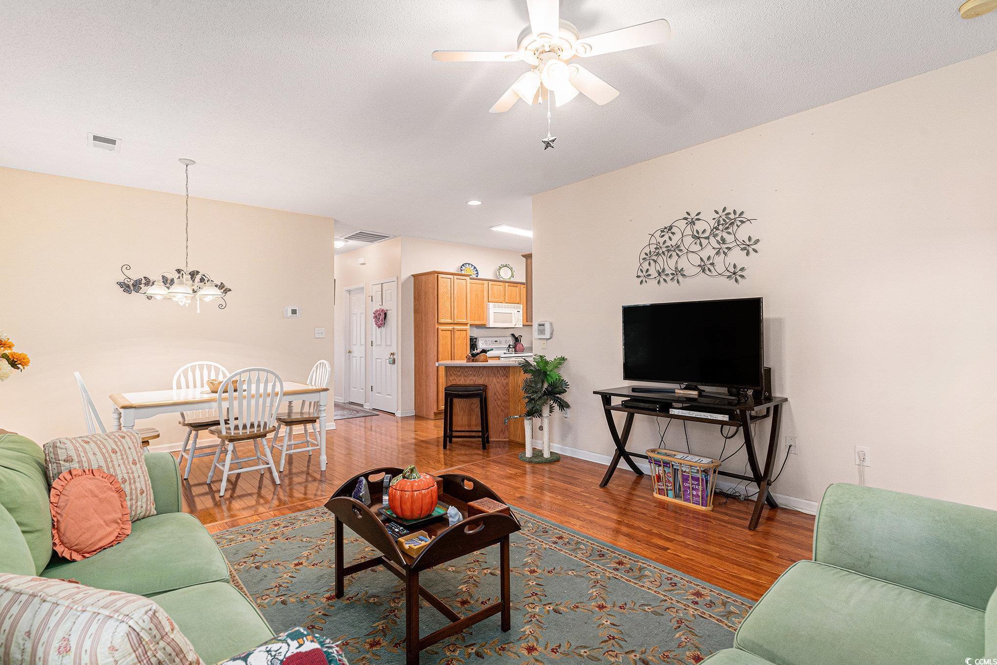 100 Lazy Willow Ln. Property Photo 6