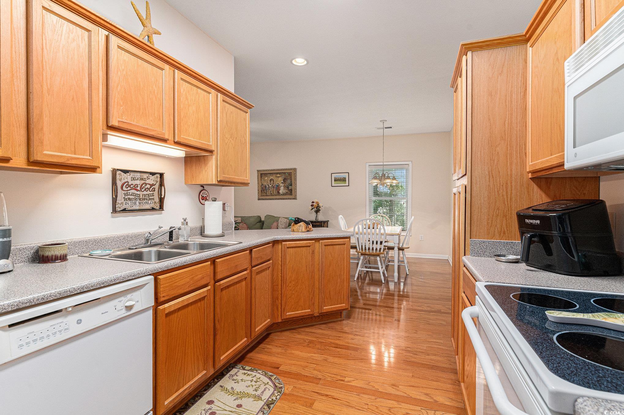 100 Lazy Willow Ln. Property Photo 11