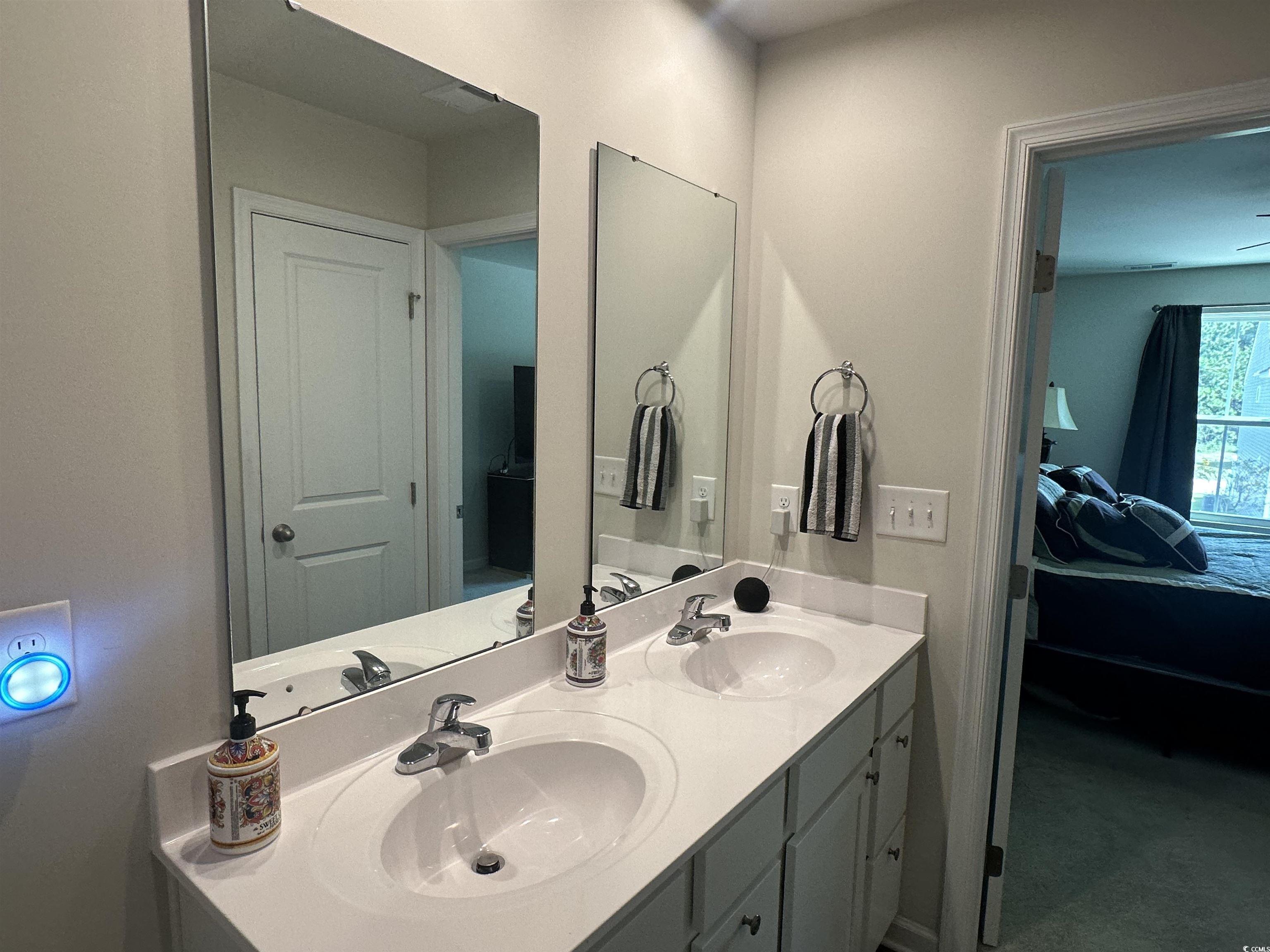 405 El Camino Dr. Property Photo 16