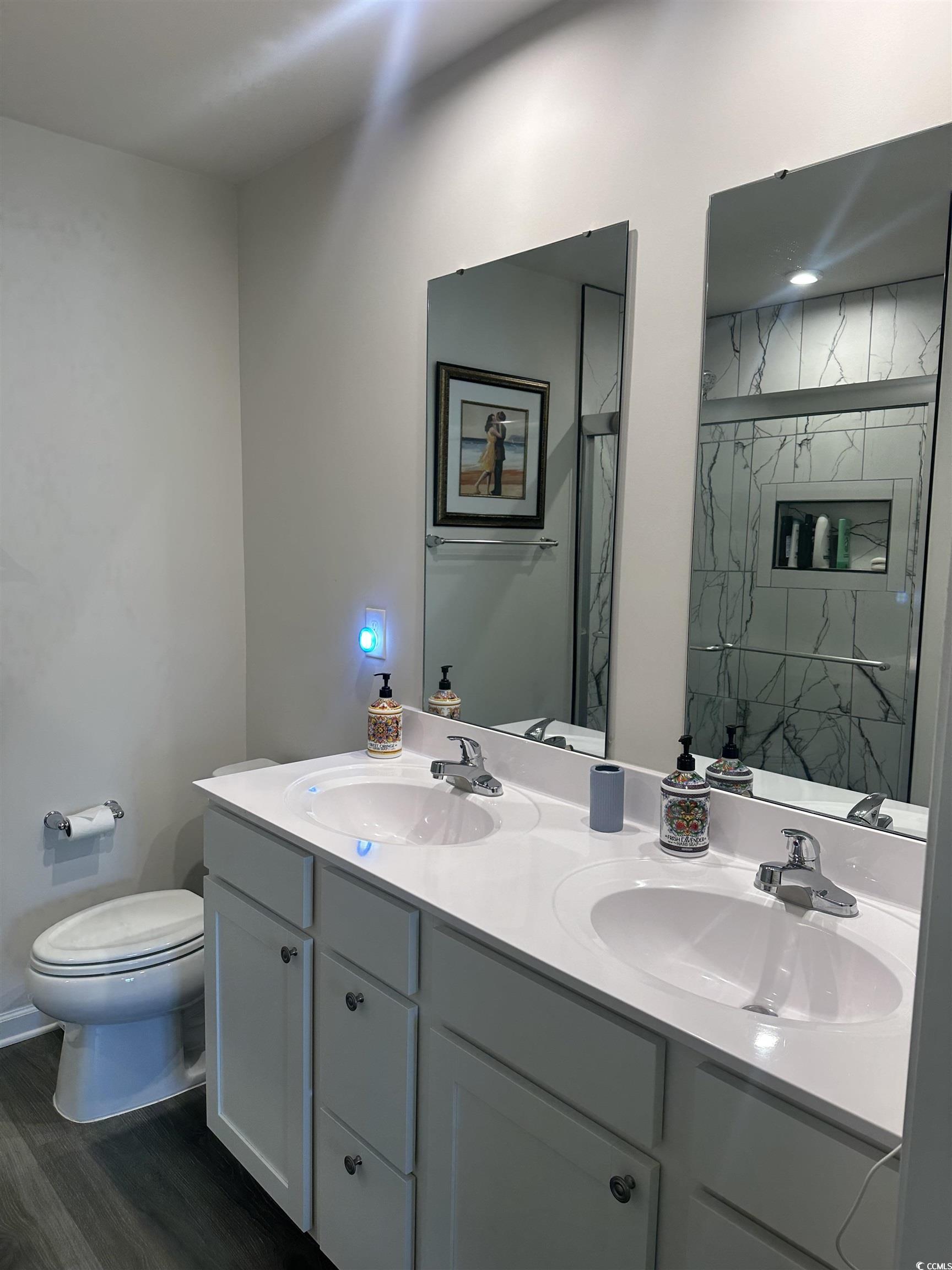 405 El Camino Dr. Property Photo 17