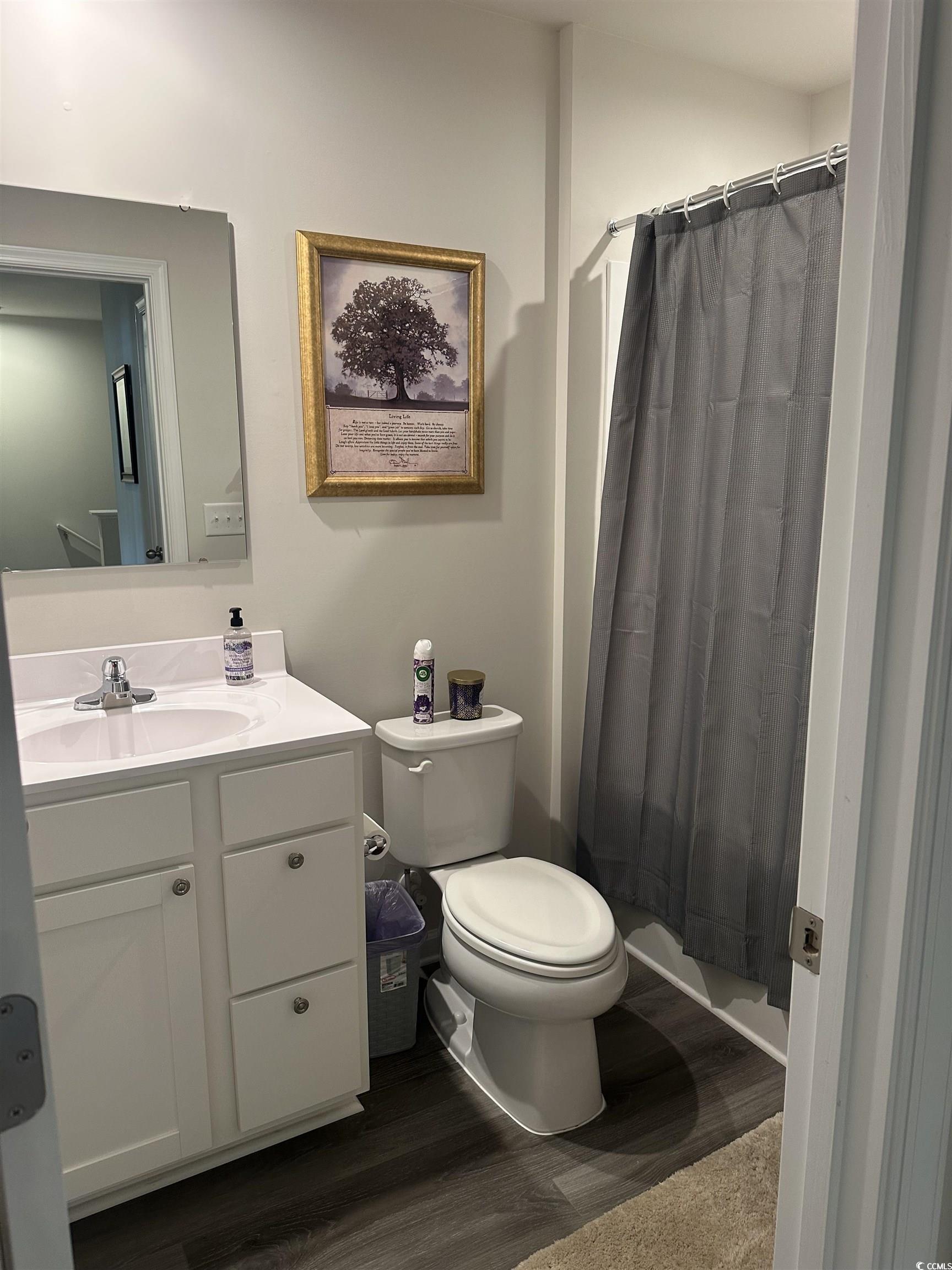 405 El Camino Dr. Property Photo 22