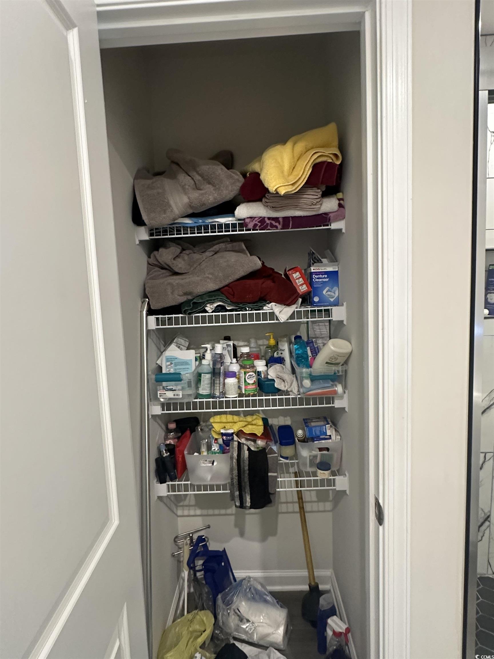 405 El Camino Dr. Property Photo 23