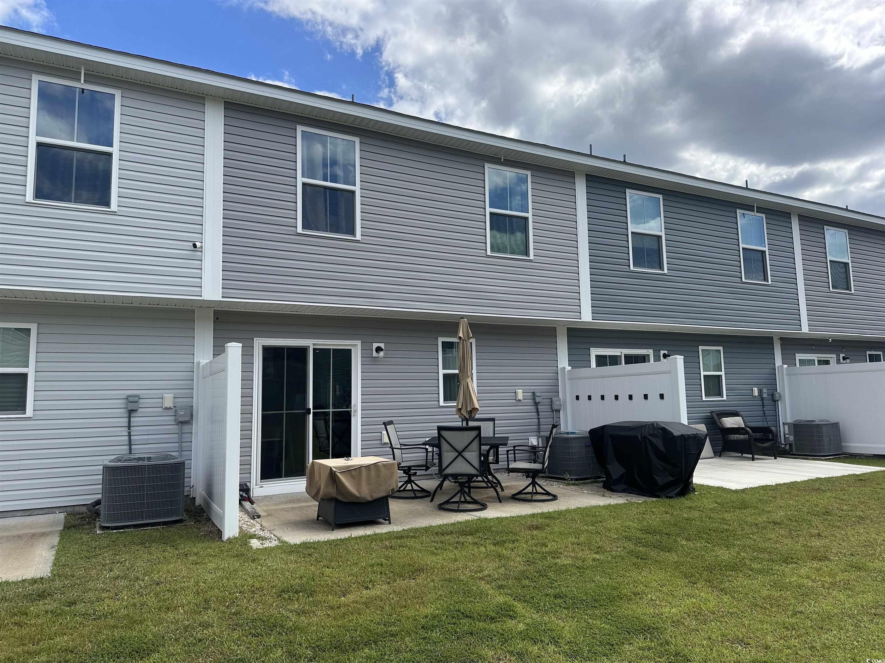 405 El Camino Dr. Property Photo 31