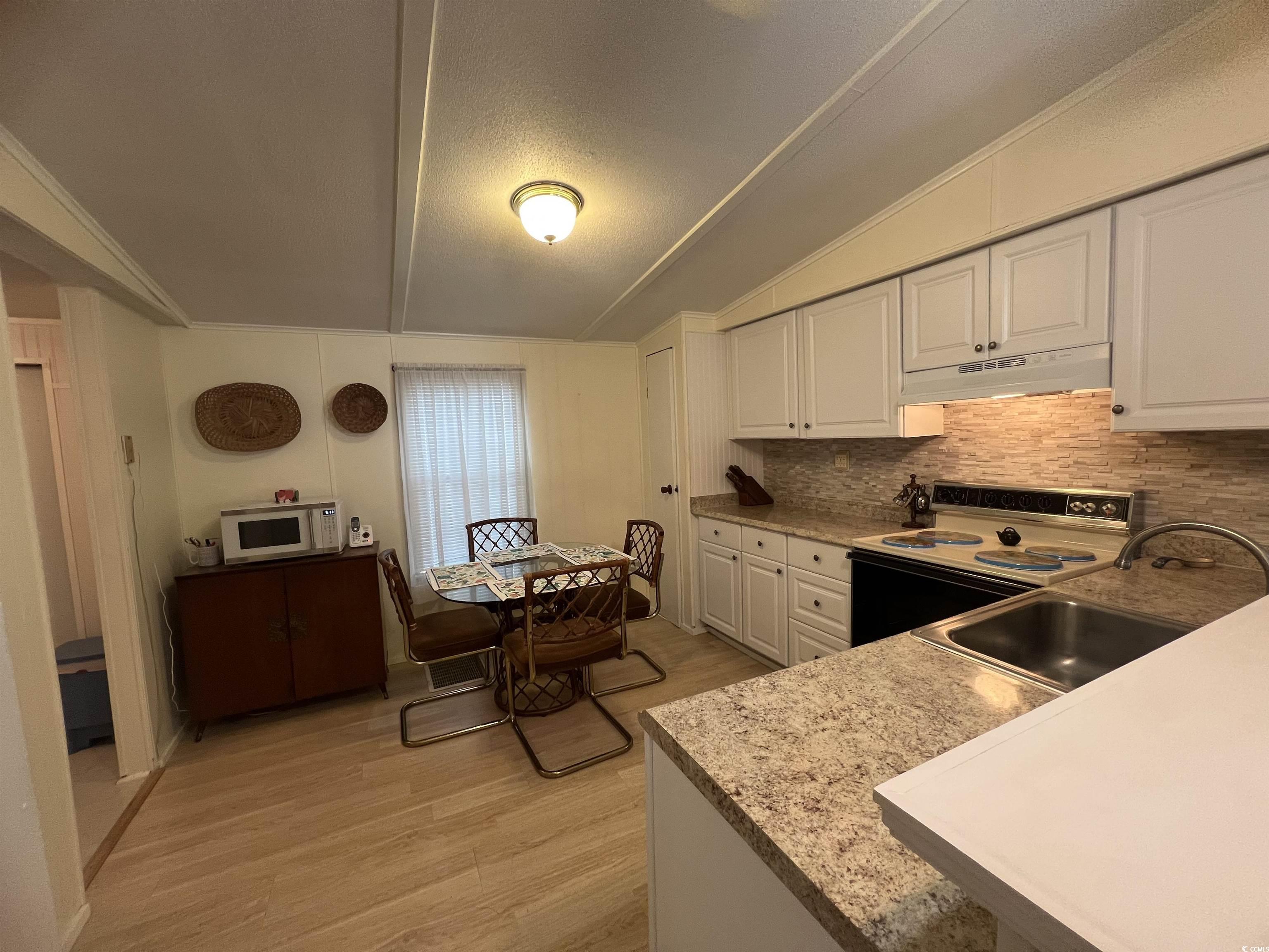 54 Crooked Island Circle Property Photo 21