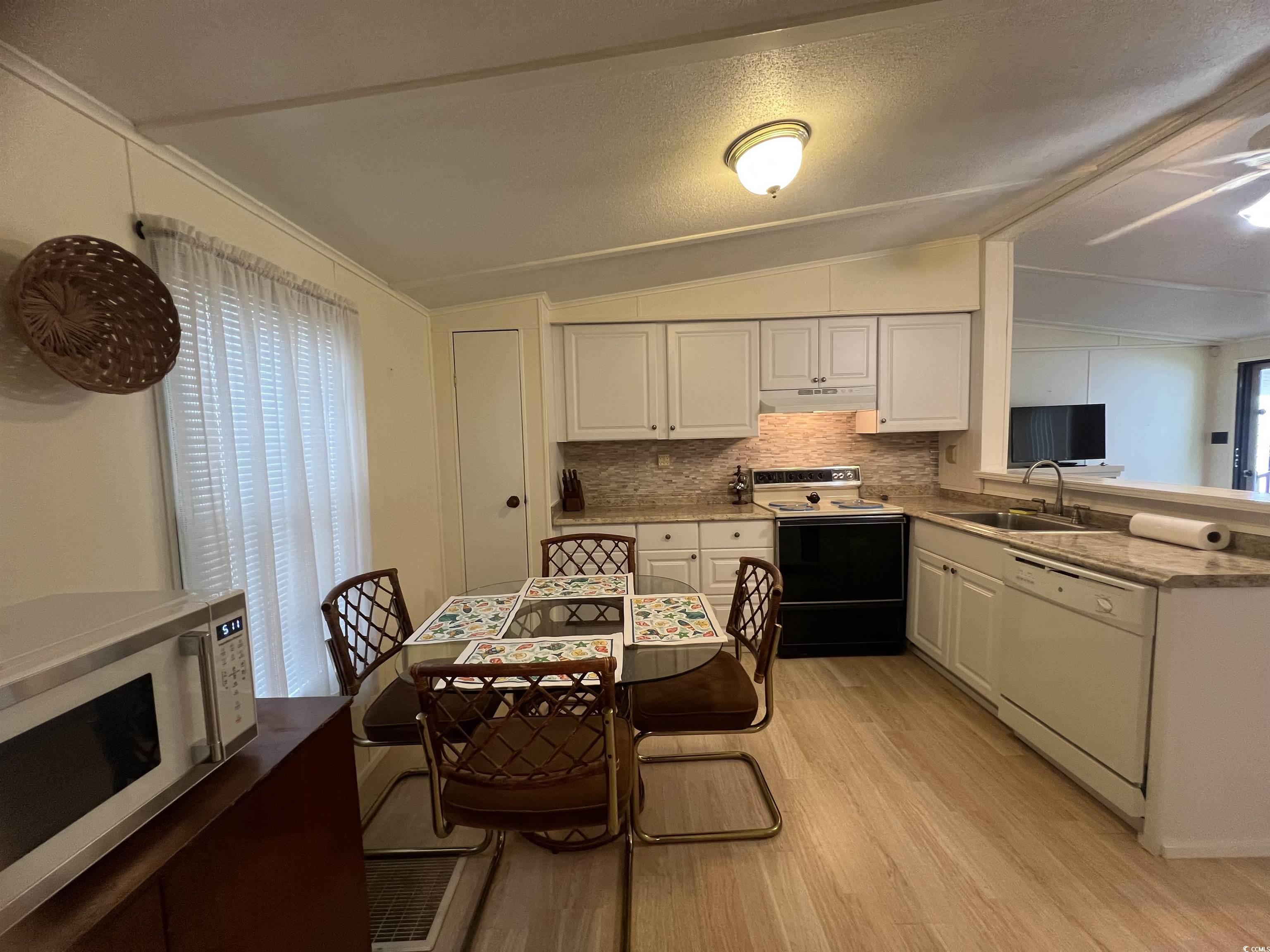 54 Crooked Island Circle Property Photo 22