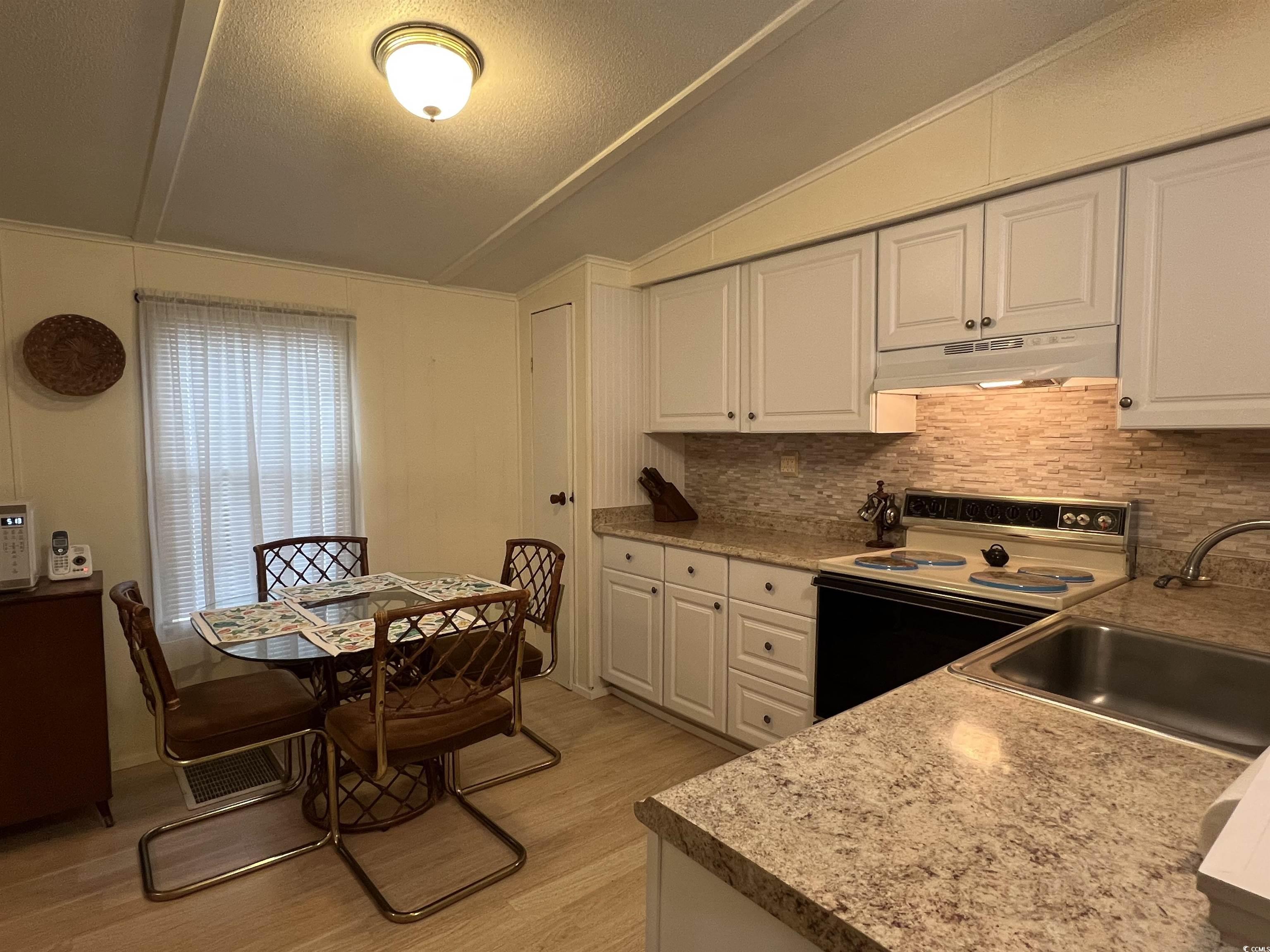 54 Crooked Island Circle Property Photo 30