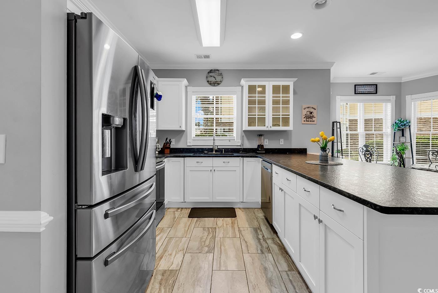 4895 Luster Leaf Circle Property Photo 3