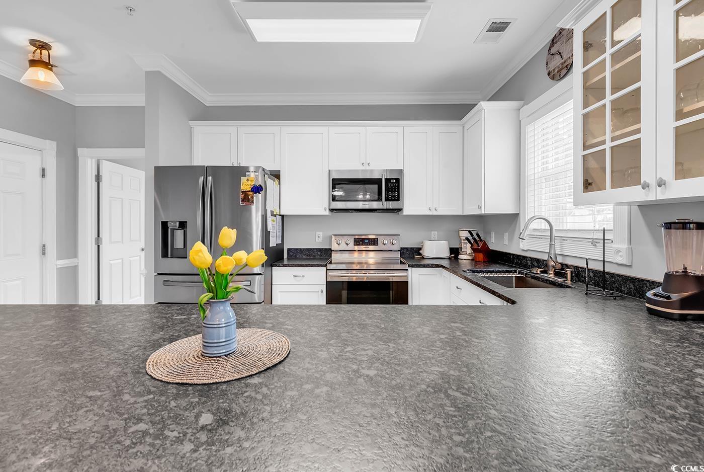 4895 Luster Leaf Circle Property Photo 4