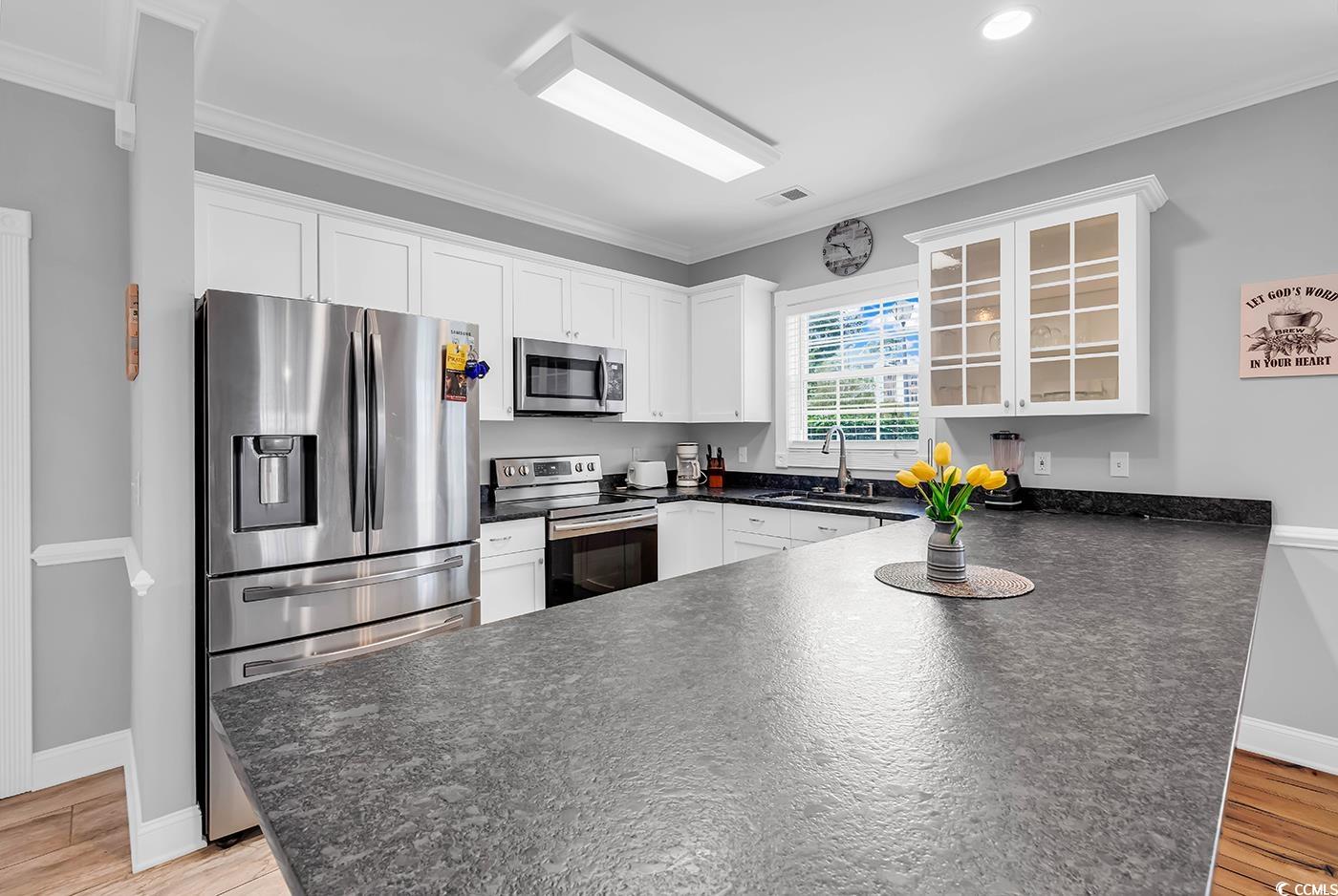 4895 Luster Leaf Circle Property Photo 5