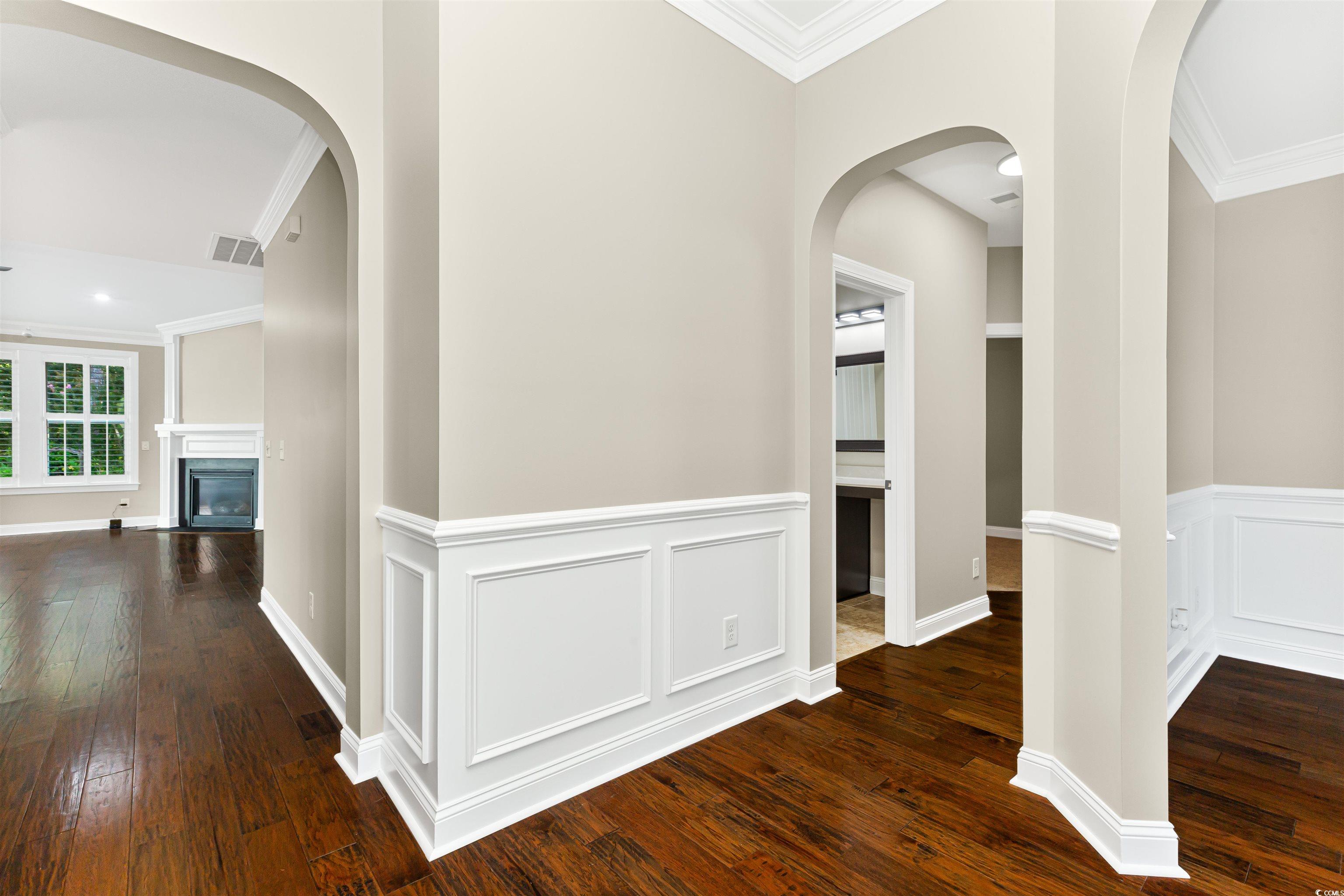 1592 Buckingham Ave. Property Photo 3