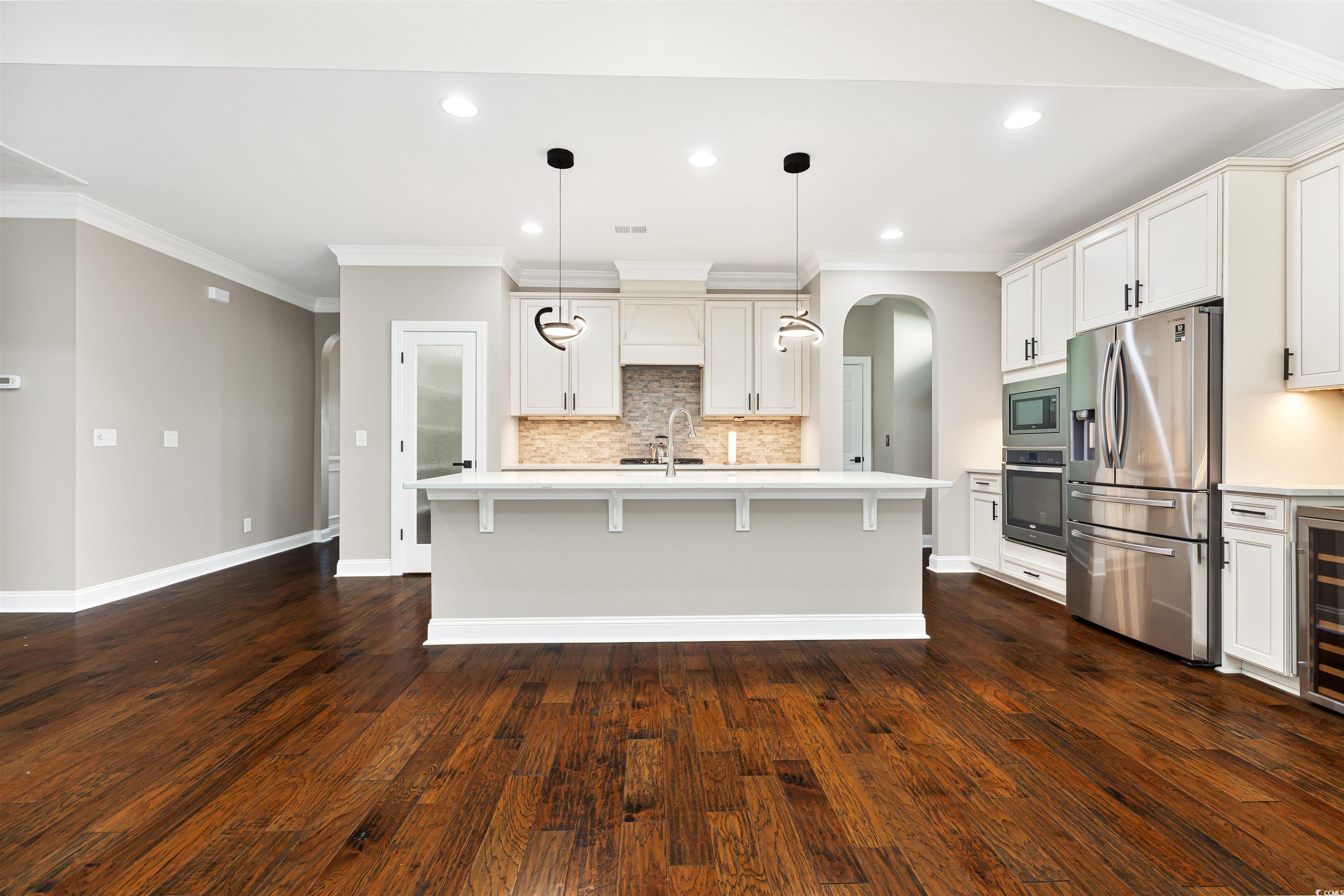 1592 Buckingham Ave. Property Photo 9