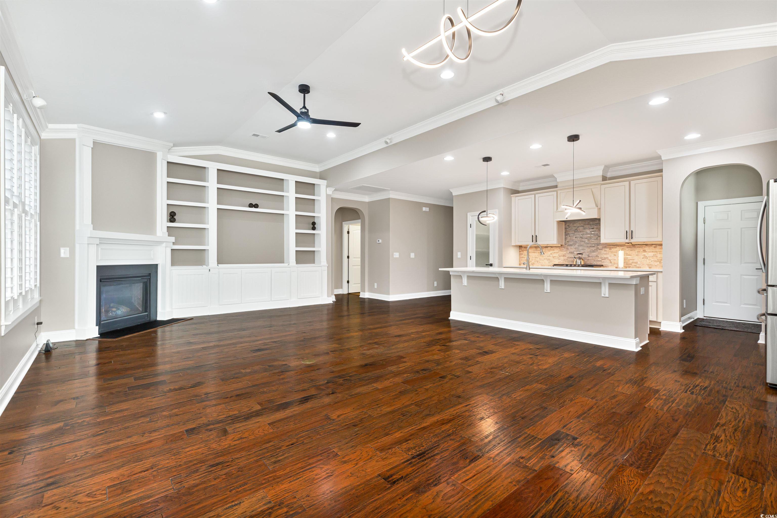 1592 Buckingham Ave. Property Photo 14