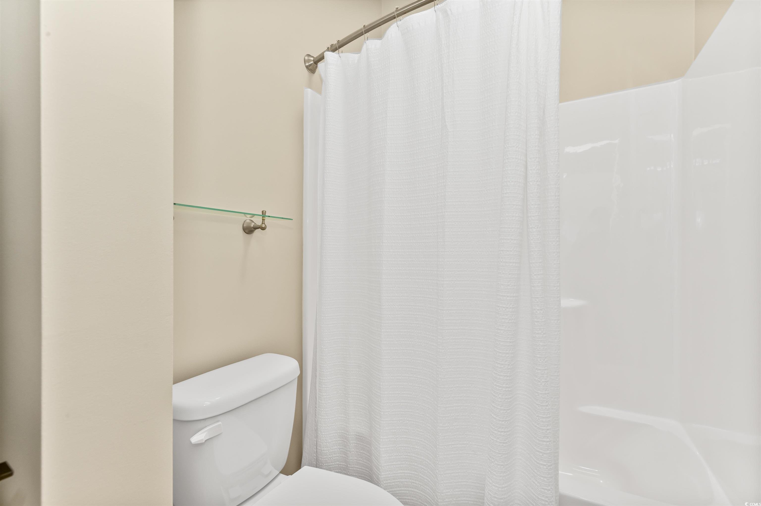 1592 Buckingham Ave. Property Photo 35