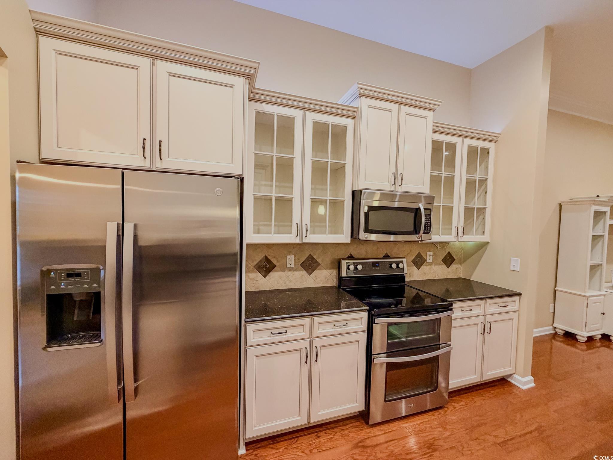 761 Dreamland Dr. Property Photo 8