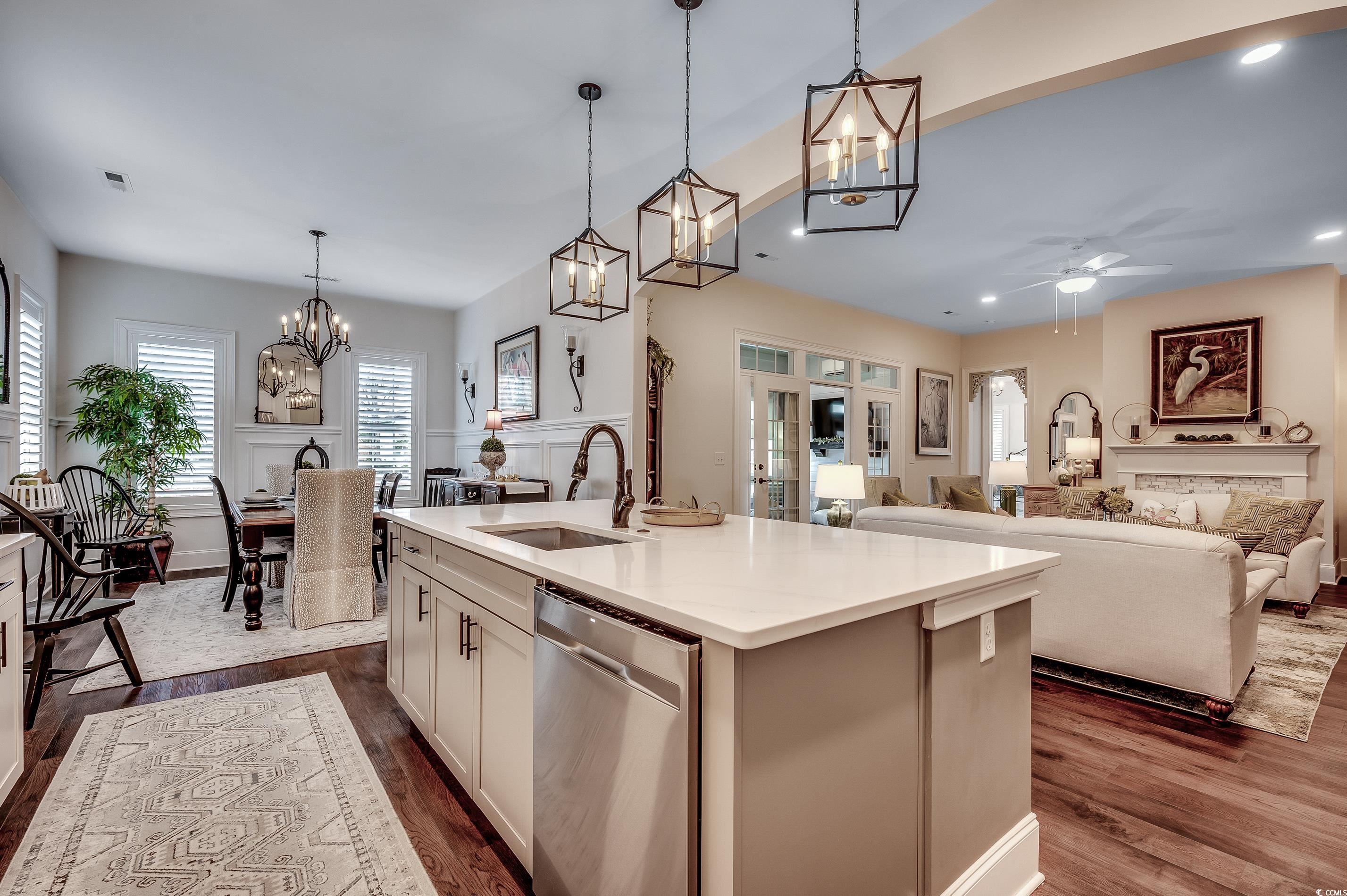 1006 James Island Ave. Property Photo 10