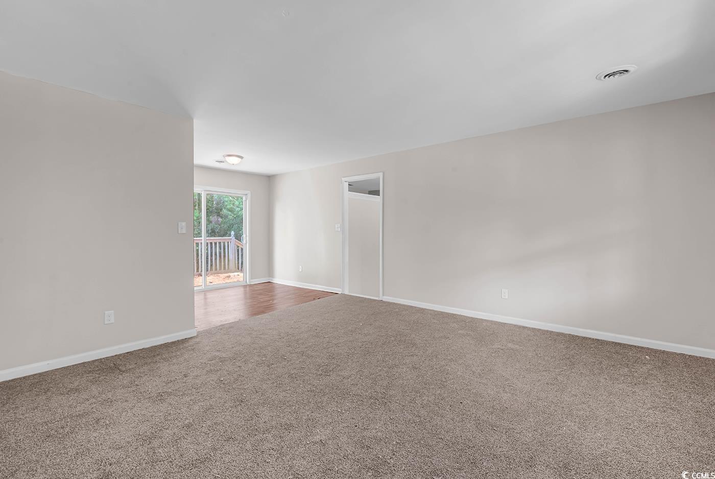 663 Player St. Property Photo 3