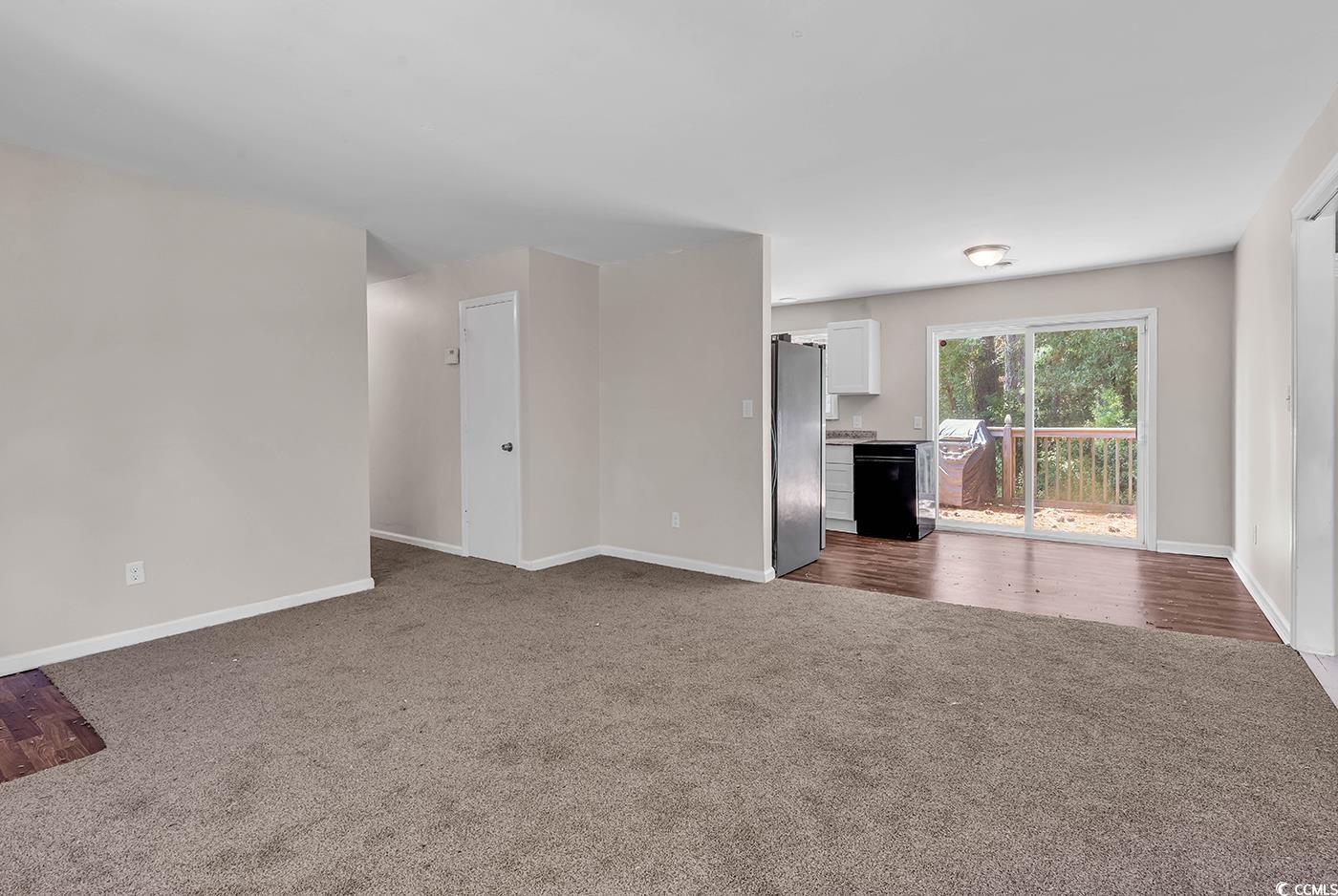 663 Player St. Property Photo 4