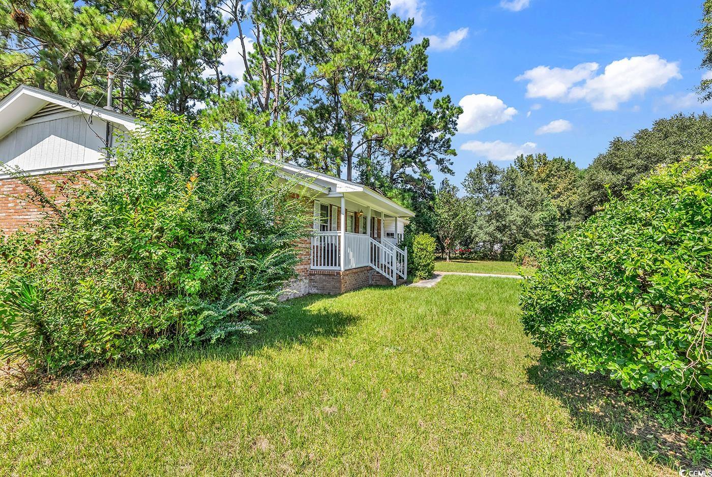 663 Player St. Property Photo 29