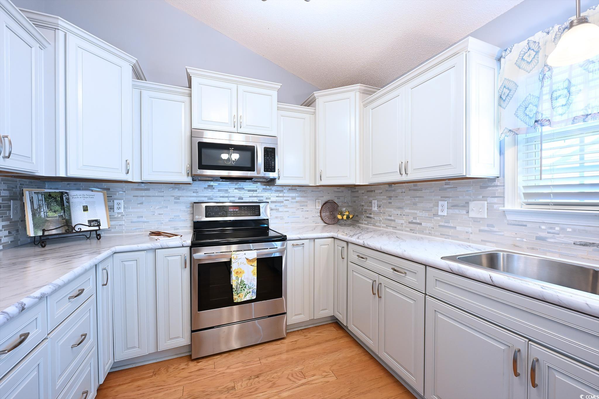 201 Four Leaf Ln. Property Photo 9