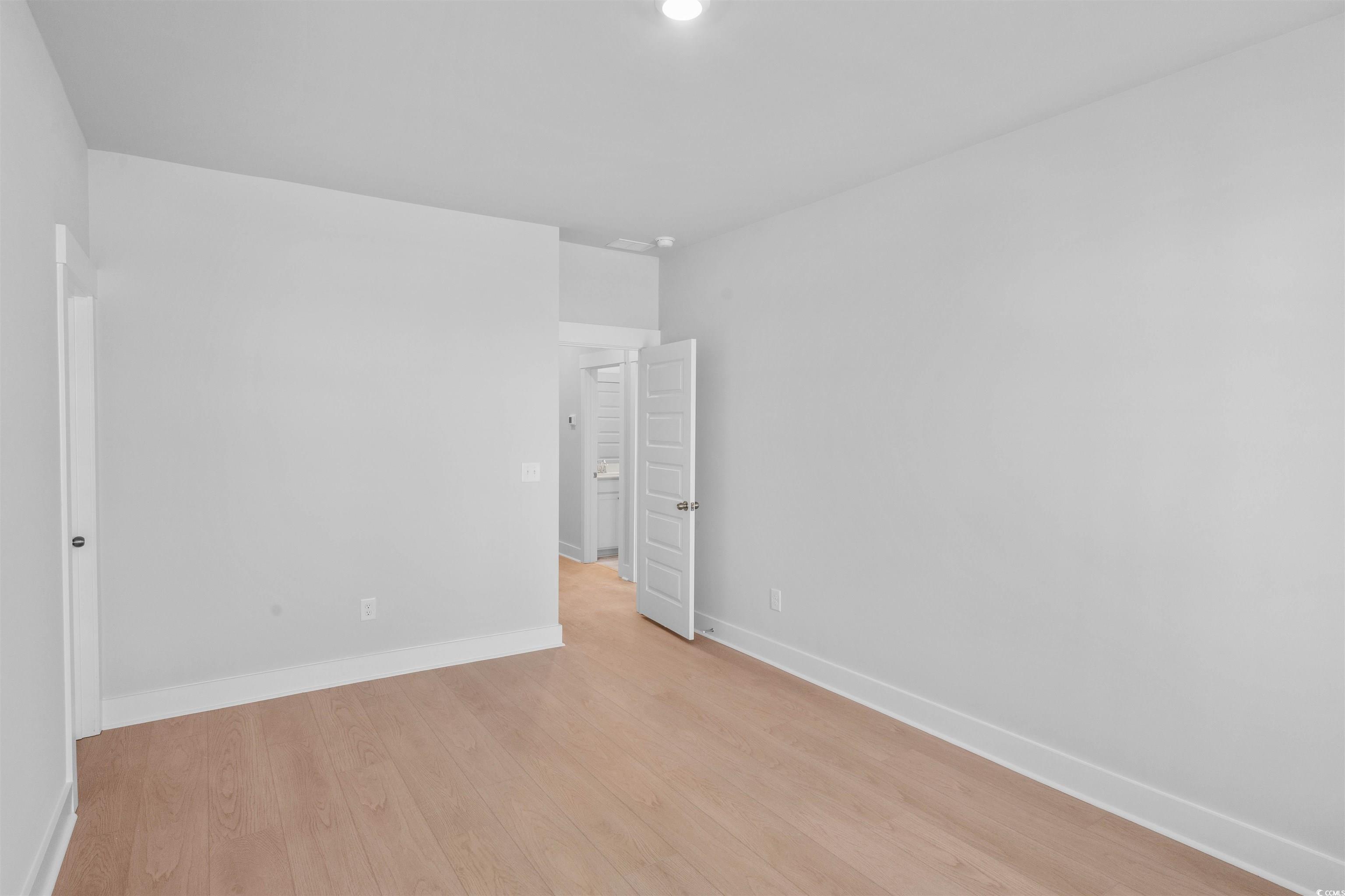 201 Atlantic Breeze St. Property Photo 7