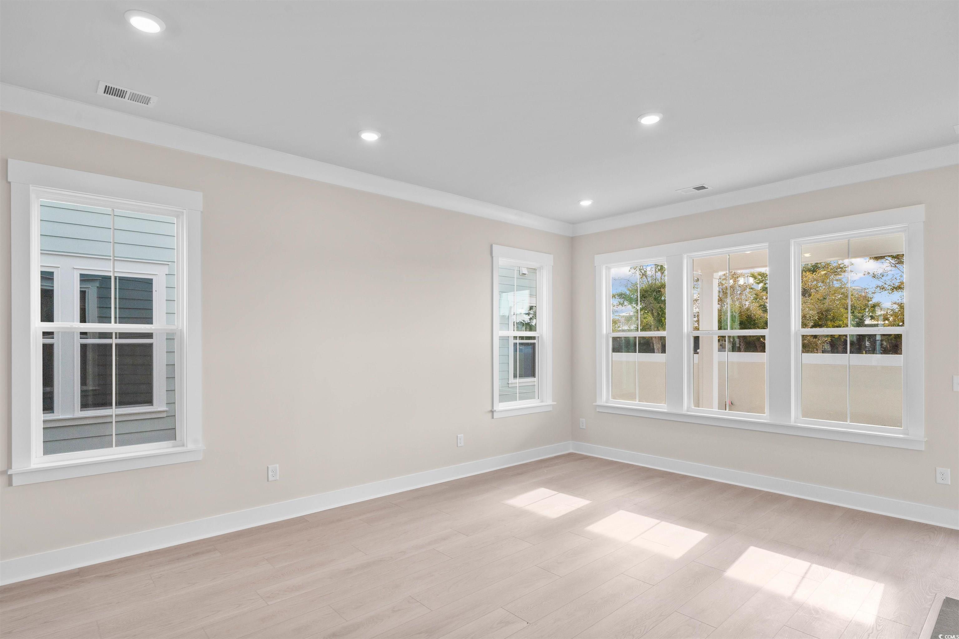201 Atlantic Breeze St. Property Photo 14