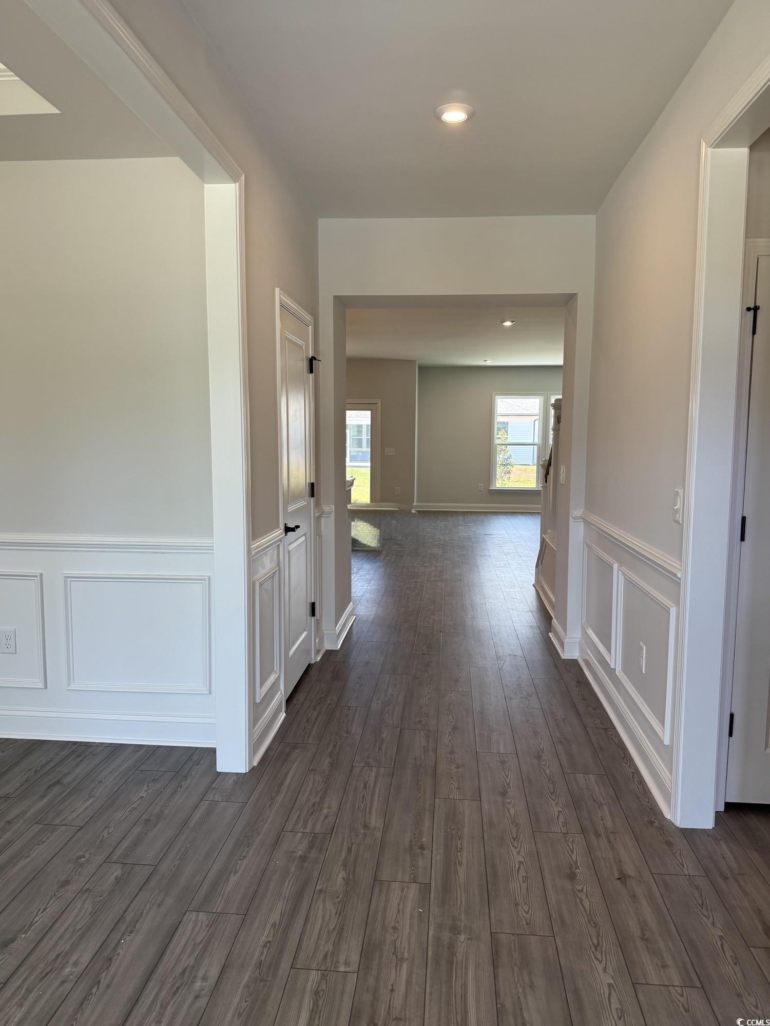 515 Oak Landing Dr. Property Photo 3