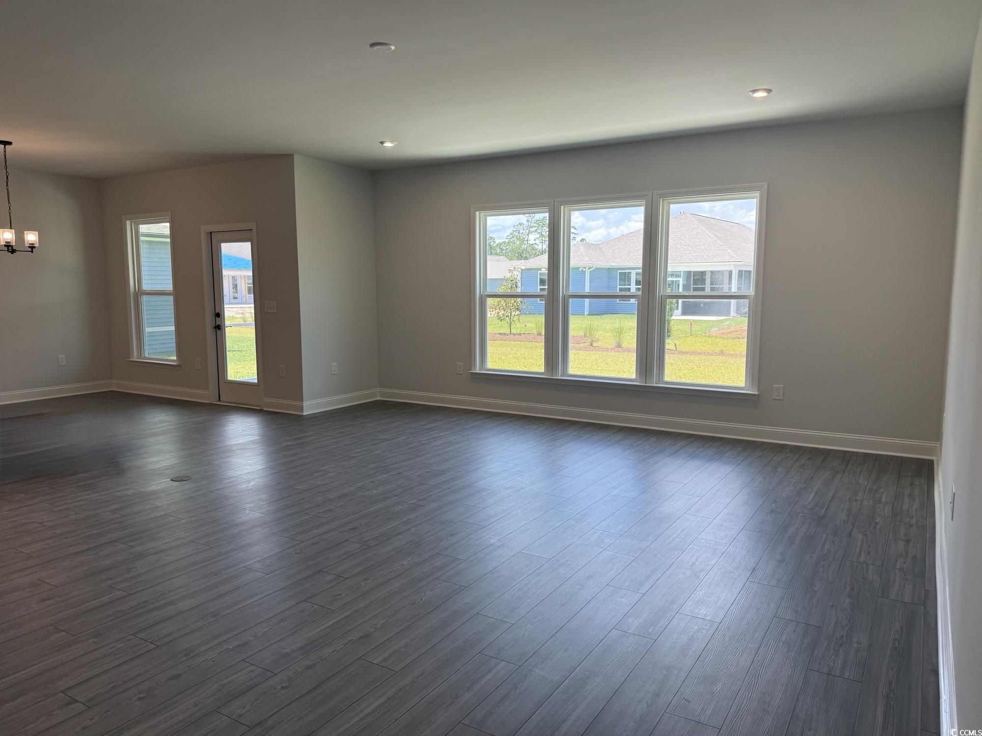 515 Oak Landing Dr. Property Photo 12