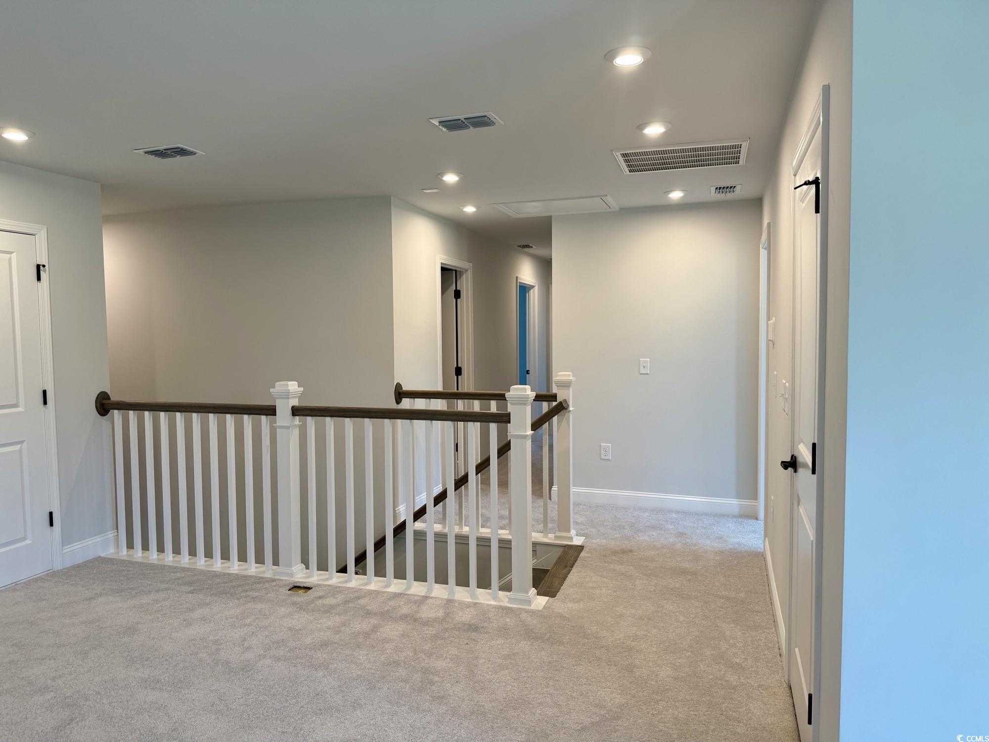 515 Oak Landing Dr. Property Photo 23