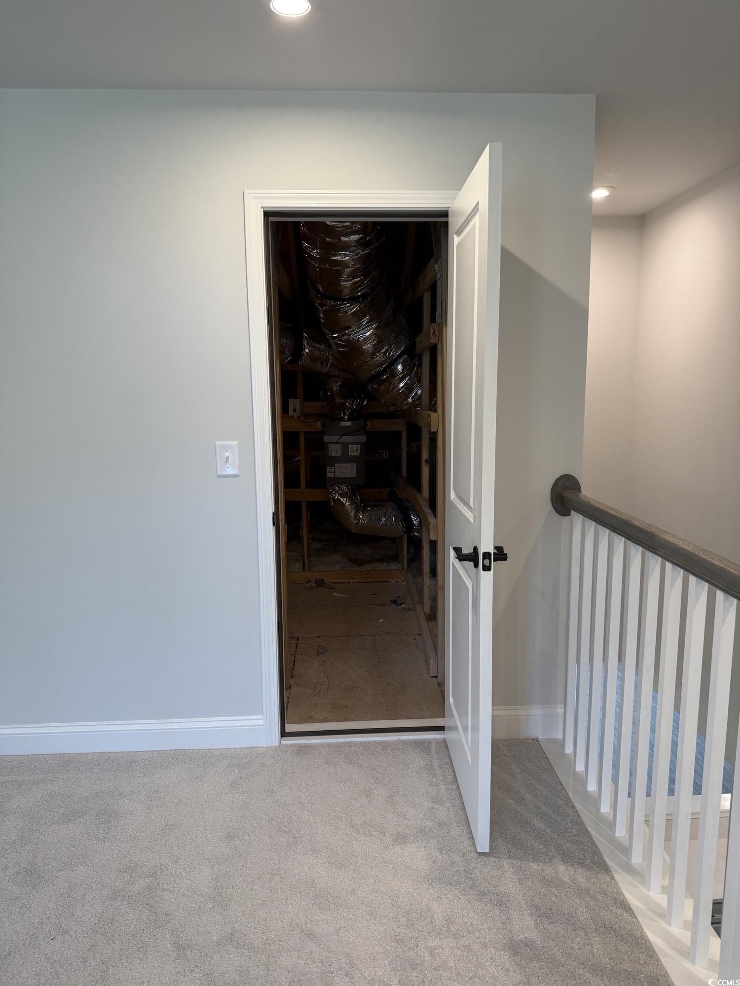 515 Oak Landing Dr. Property Photo 28