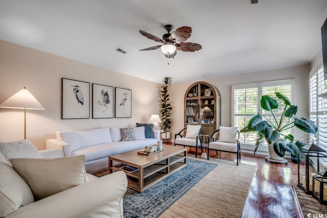 8 Martinique Dr. Property Photo 2