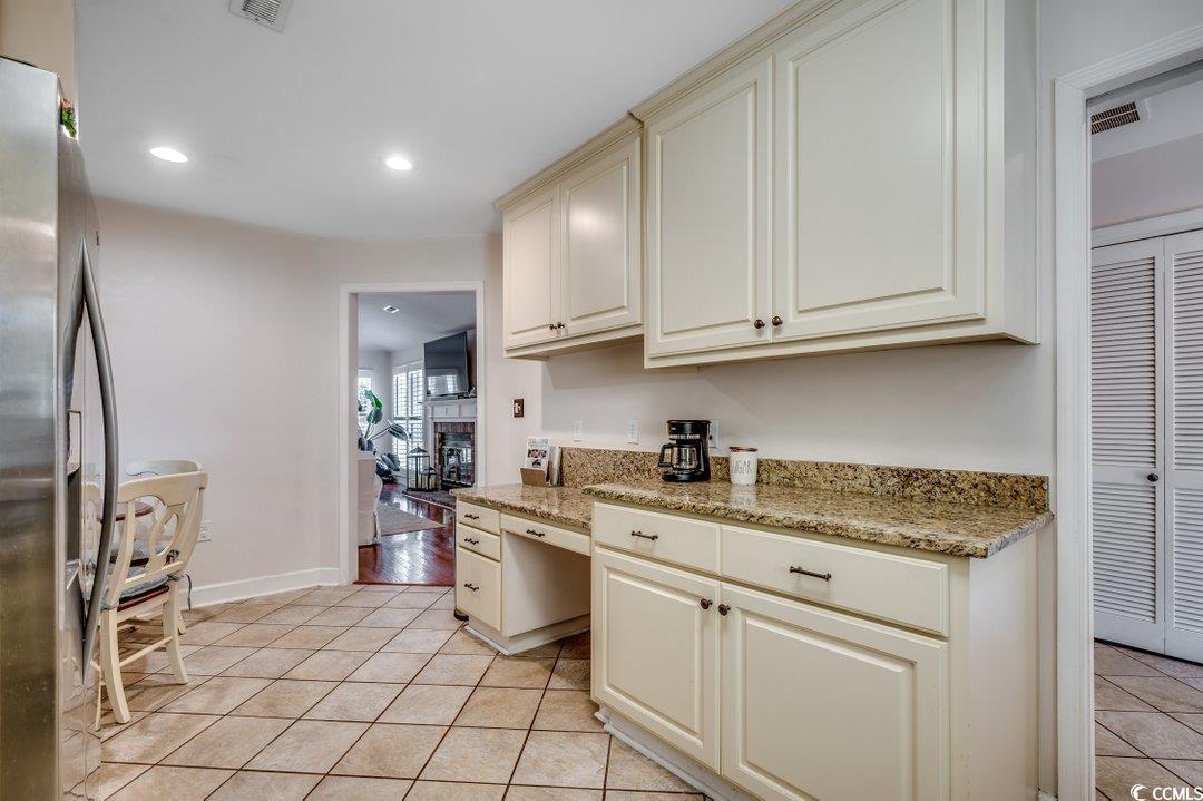 8 Martinique Dr. Property Photo 18