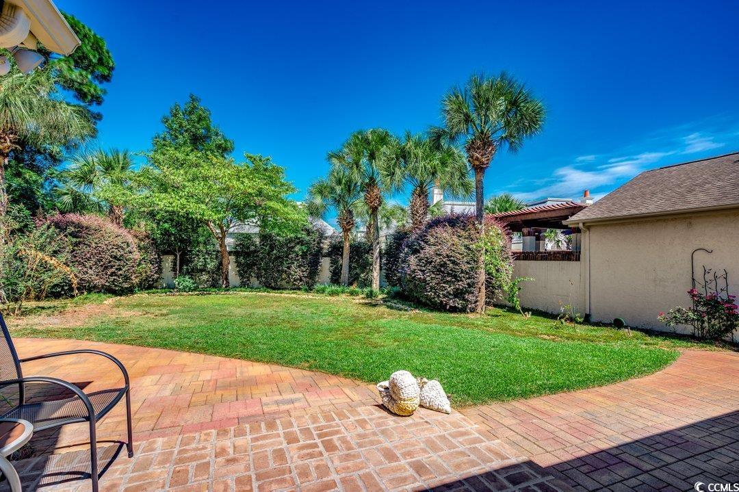 8 Martinique Dr. Property Photo 27