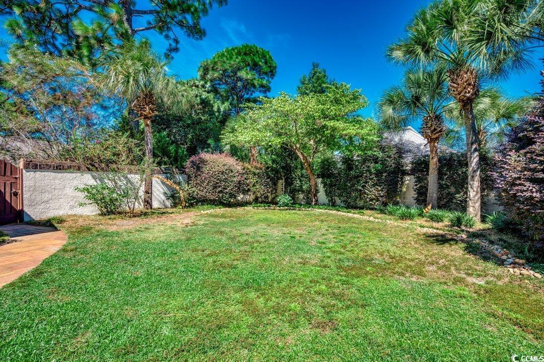 8 Martinique Dr. Property Photo 29