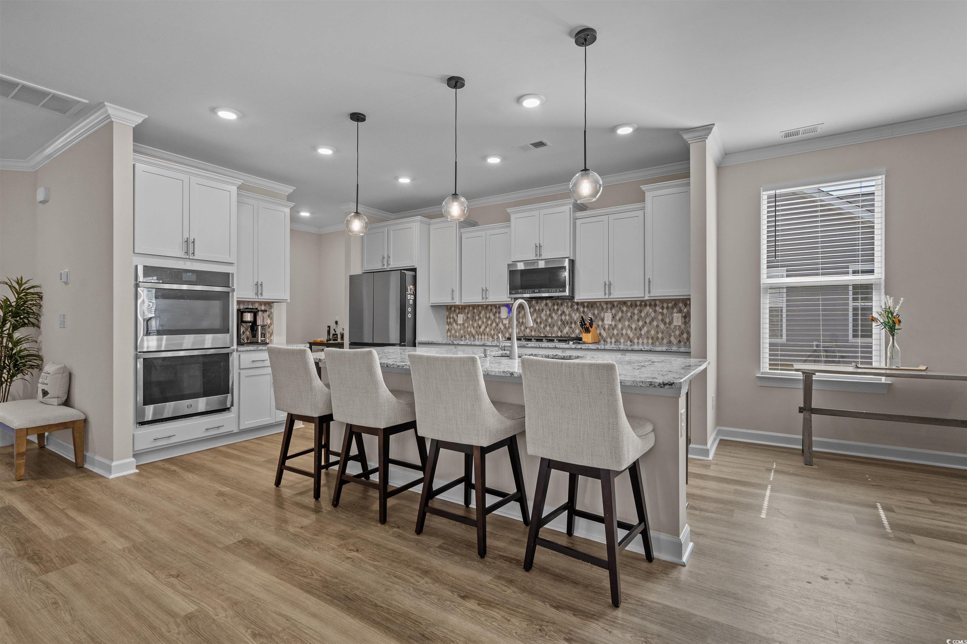 3364 Eversheen Dr. Property Photo 8